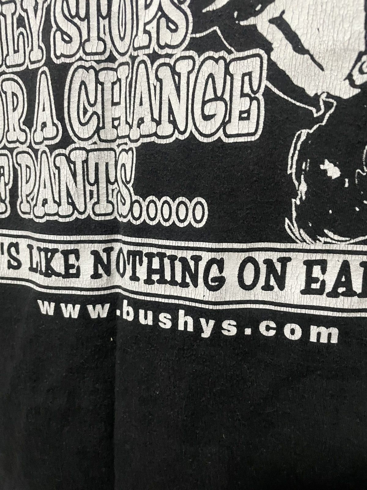 Vintage Bushy’s Beer Isle of Man 2005 Vintage Graphic Promo Tee XL Size US XL / EU 56 / 4 - 8 Thumbnail