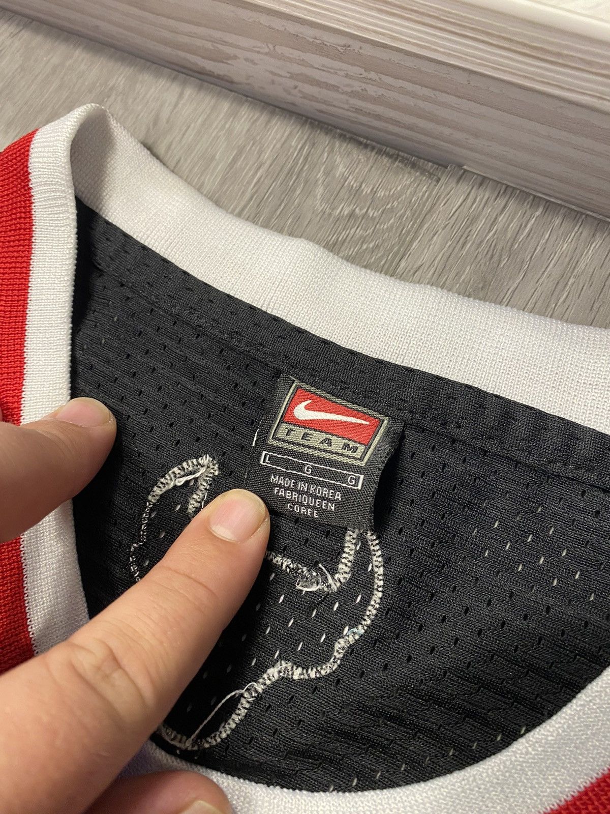 Nike Vintage Nike Chicago Bulls Jordan # 23 NBA Basketball Jersey Size US L / EU 52-54 / 3 - 12 Thumbnail