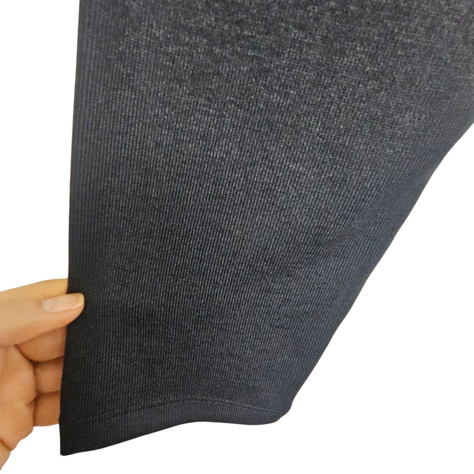 Banana Republic Banana Republic Womens Minimalist Pullover Top Sz L Stretch Size L / US 10 / IT 46 - 4 Thumbnail