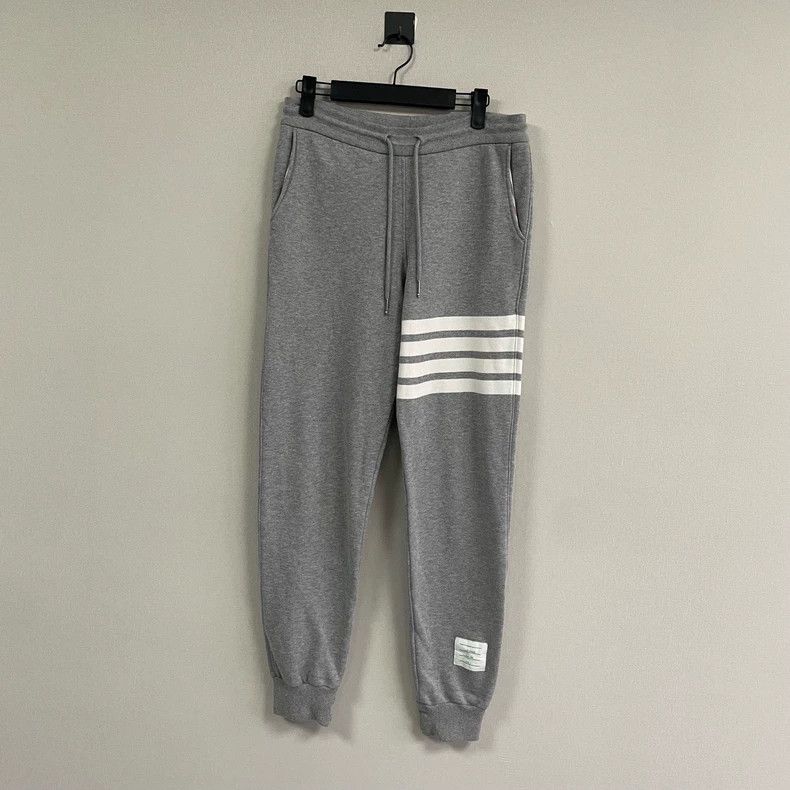 Thom Browne Thom Browne size0 Gray four stripe jeans Size US 26 / EU 42 - 1 Thumbnail