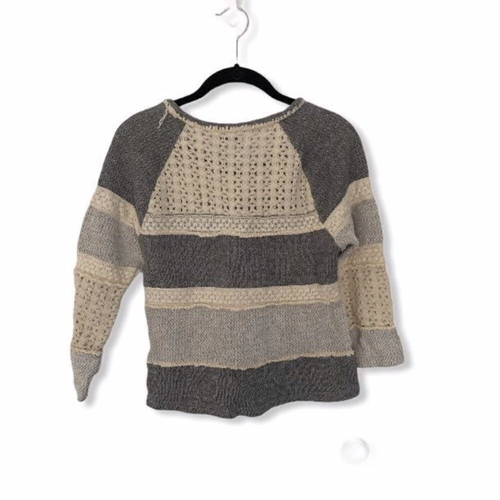 Other Lucky Lotus Gray Crochet Detail 3/4 Sleeve Knit Top | Size X Size XS / US 0-2 / IT 36-38 - 3 Thumbnail