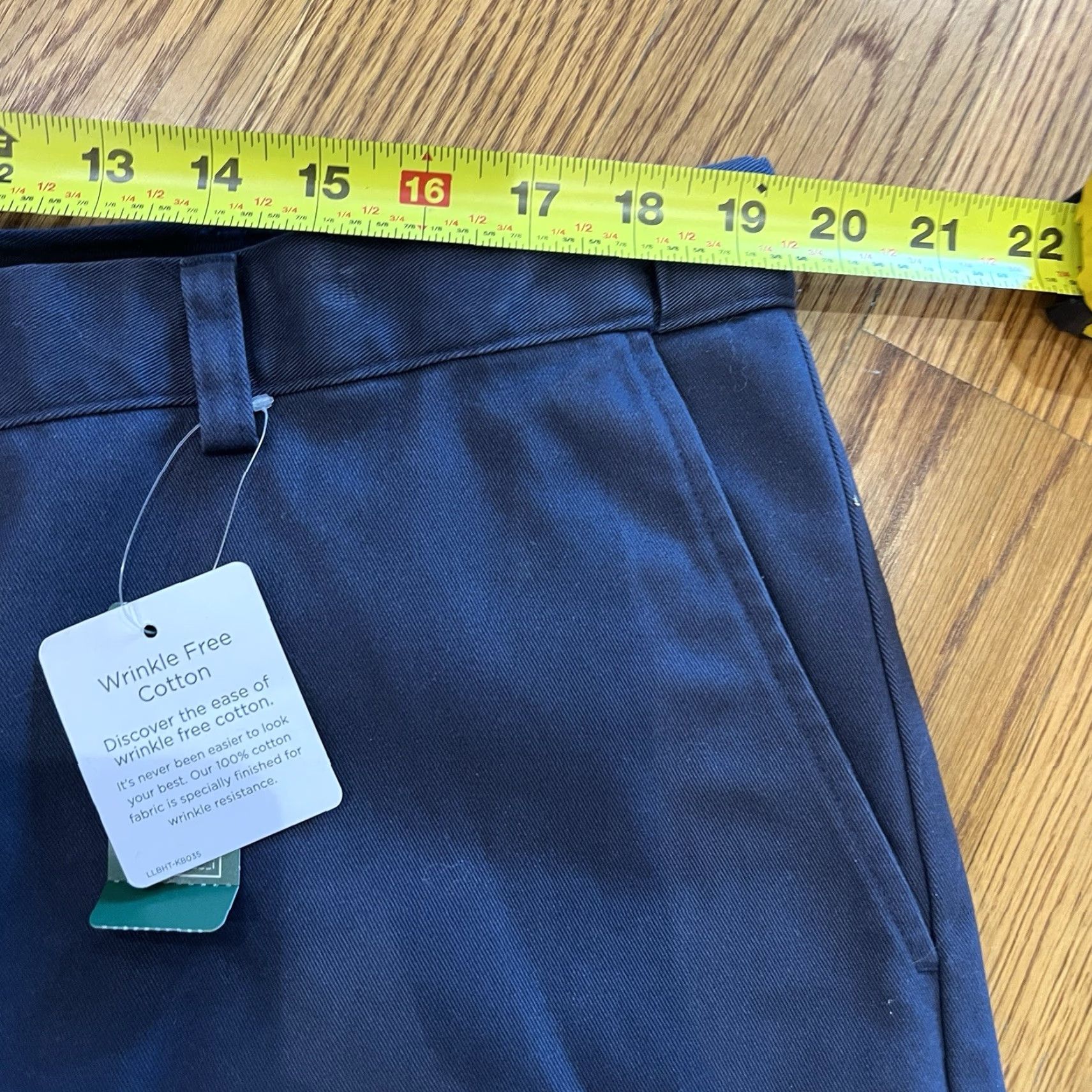Vintage L.L. Bean Double L Chino Shorts Mens 36 8" Inseam Light Beige Solid Pockets Zip Cotton Casual Summer Fall Spring Vintage No Size US 40 / EU 56 - 7 Thumbnail