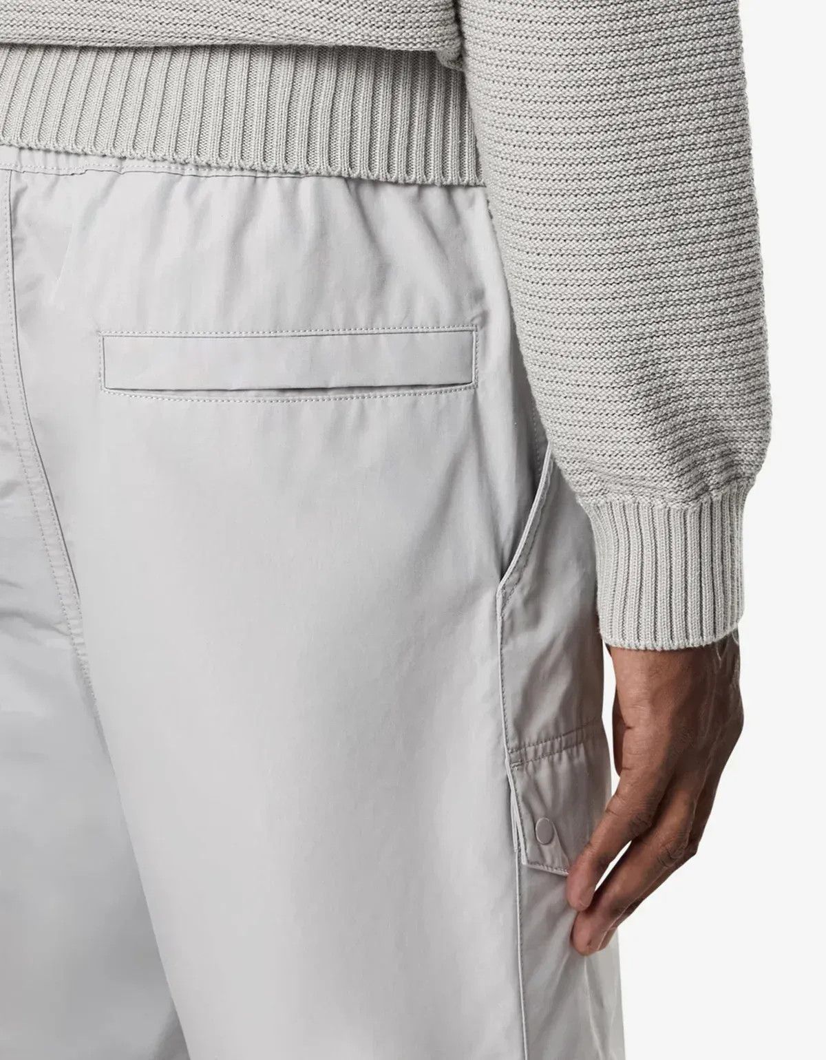 Stone Island Stone Island Ghost Grey All-Weather Cargo Shorts Size US 38 / EU 54 - 3 Thumbnail