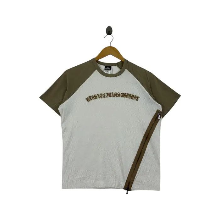 Versace Vintage VERSACE JEANS COUTURE Made In Italy Tee Shirt Size S / US 4 / IT 40 - 1 Thumbnail