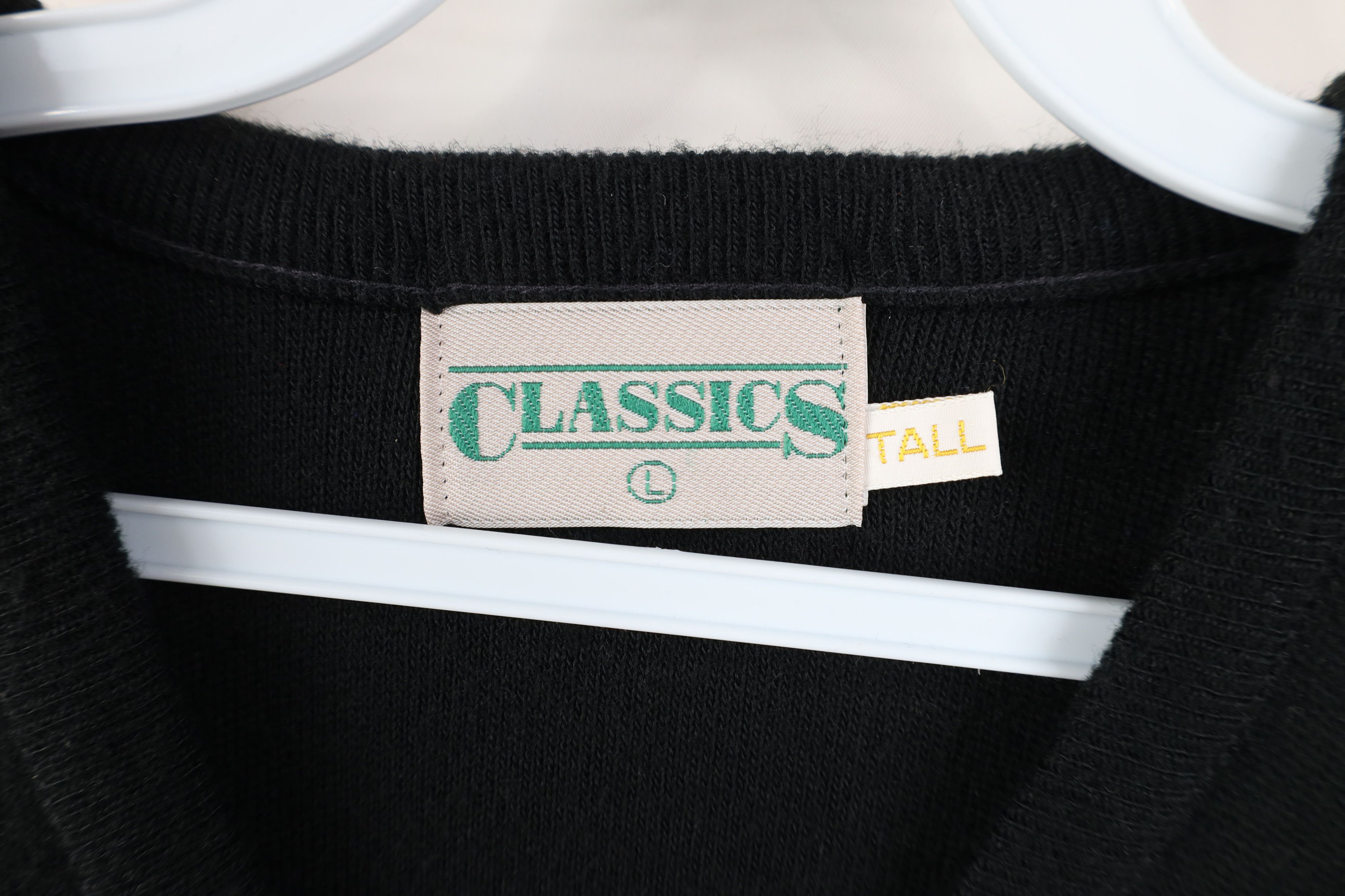 Vintage Vintage 70s Streetwear Knit V-Neck Sweater Vest Black USA Size US L / EU 52-54 / 3 - 5 Thumbnail