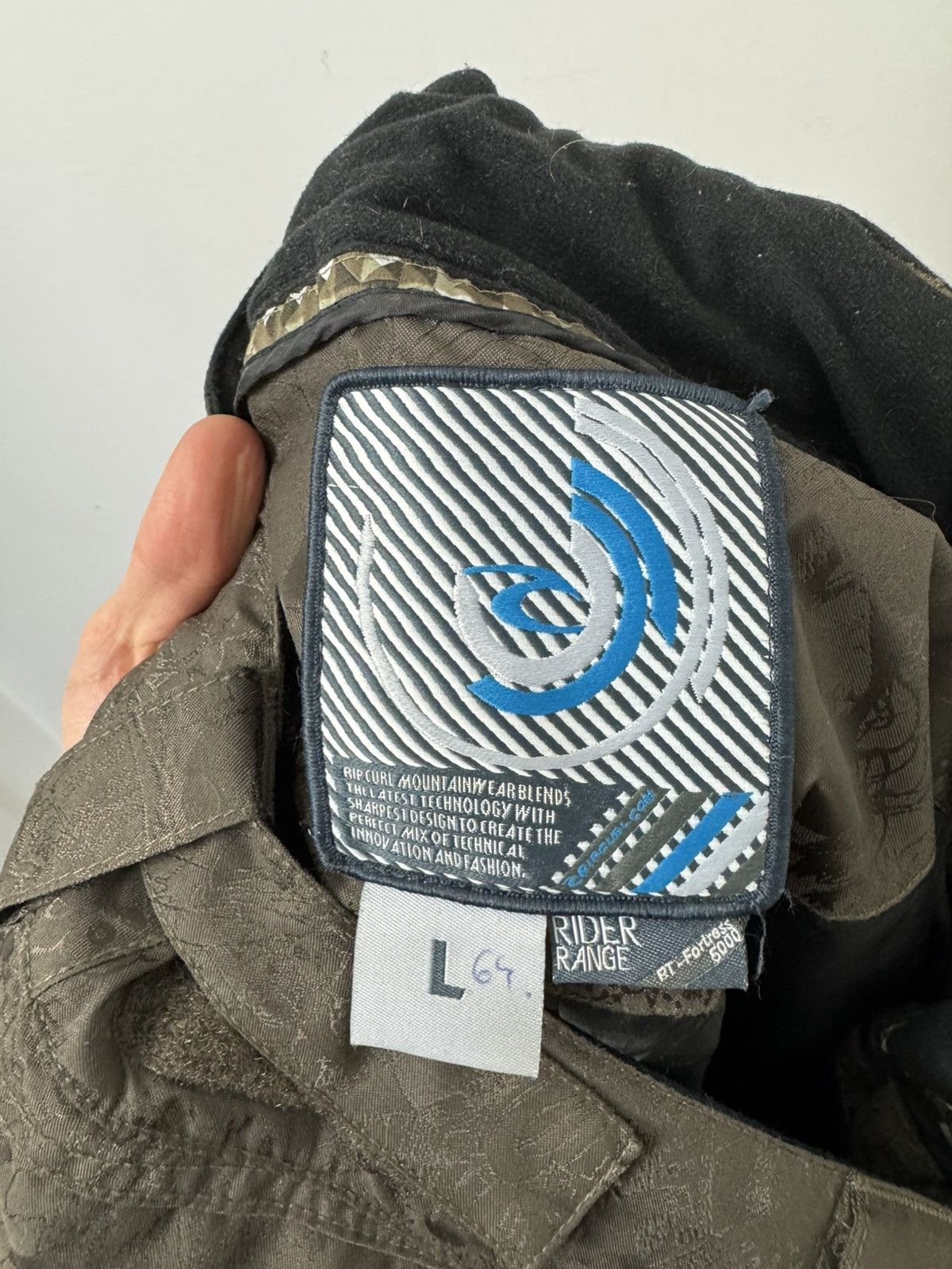 Rip Curl Vintage Rip Curl Ski Pants Anime Full Print Snowboard Skate Size US 34 / EU 50 - 7 Thumbnail