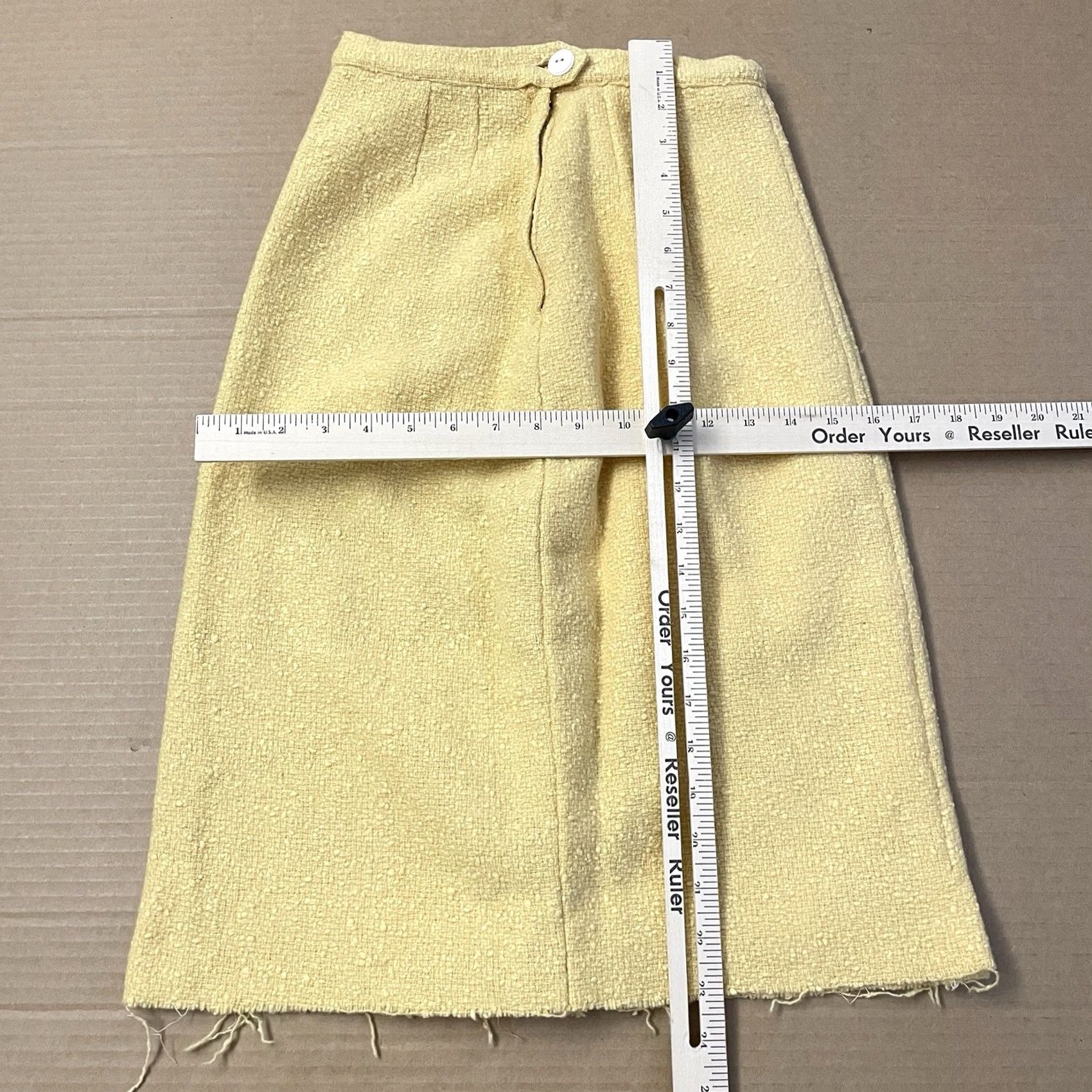 Vintage VINTAGE A-Line Skirt Womens 2XS Yellow 60s 70s 80s Zipper Hook Loop Ladies Size 24" / US 00 / IT 34 - 5 Thumbnail