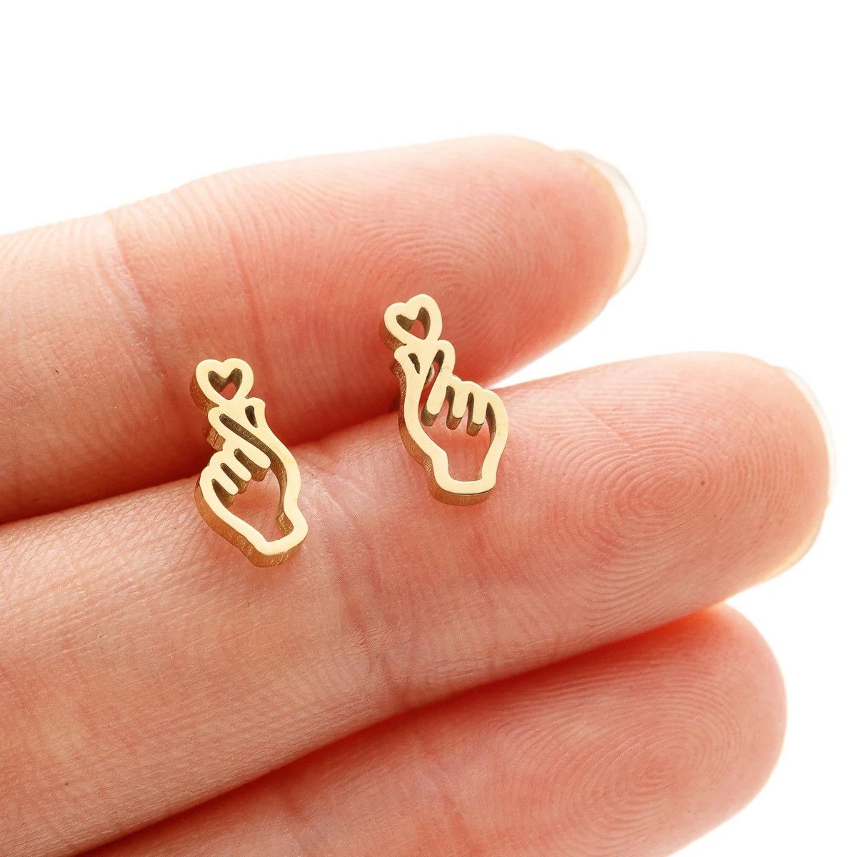 Jewelry Love Heart Stud Earrings Charm Stainless Earring Gift Size ONE SIZE - 2 Thumbnail