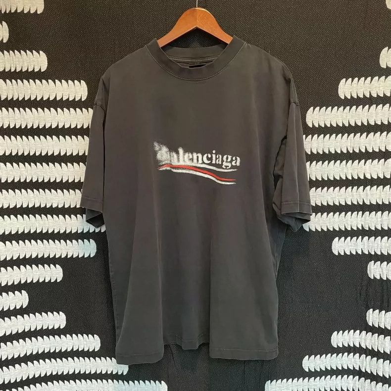 Balenciaga Balenciaga Blurred Coca-Cola print short-sleeve T-shirt, b Size US L / EU 52-54 / 3 - 1 Thumbnail