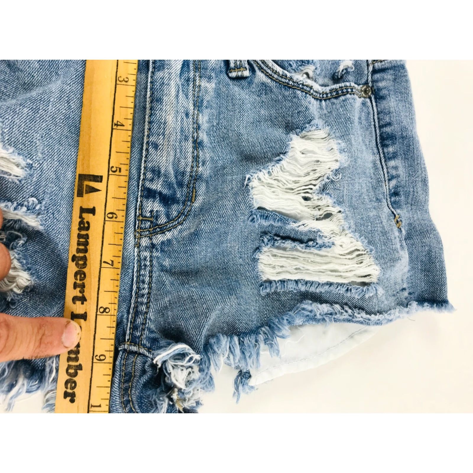 Vintage Mudd Shorts Women's Size 3 High Rise FLX Stretch Distressed Cut-Off Shortie Denim Blue 100% Cotton Casual Womens Boys Girls Mens Size 26" / US 2 / IT 38 - 4 Thumbnail