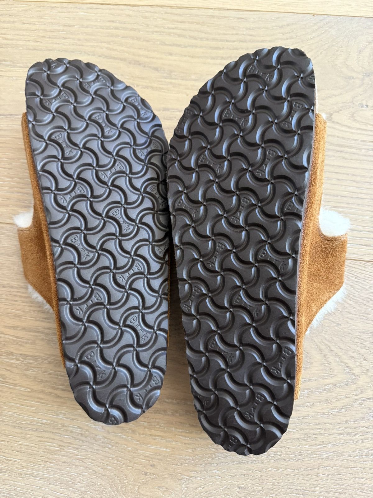Birkenstock arizona shearling slides unisex brand new