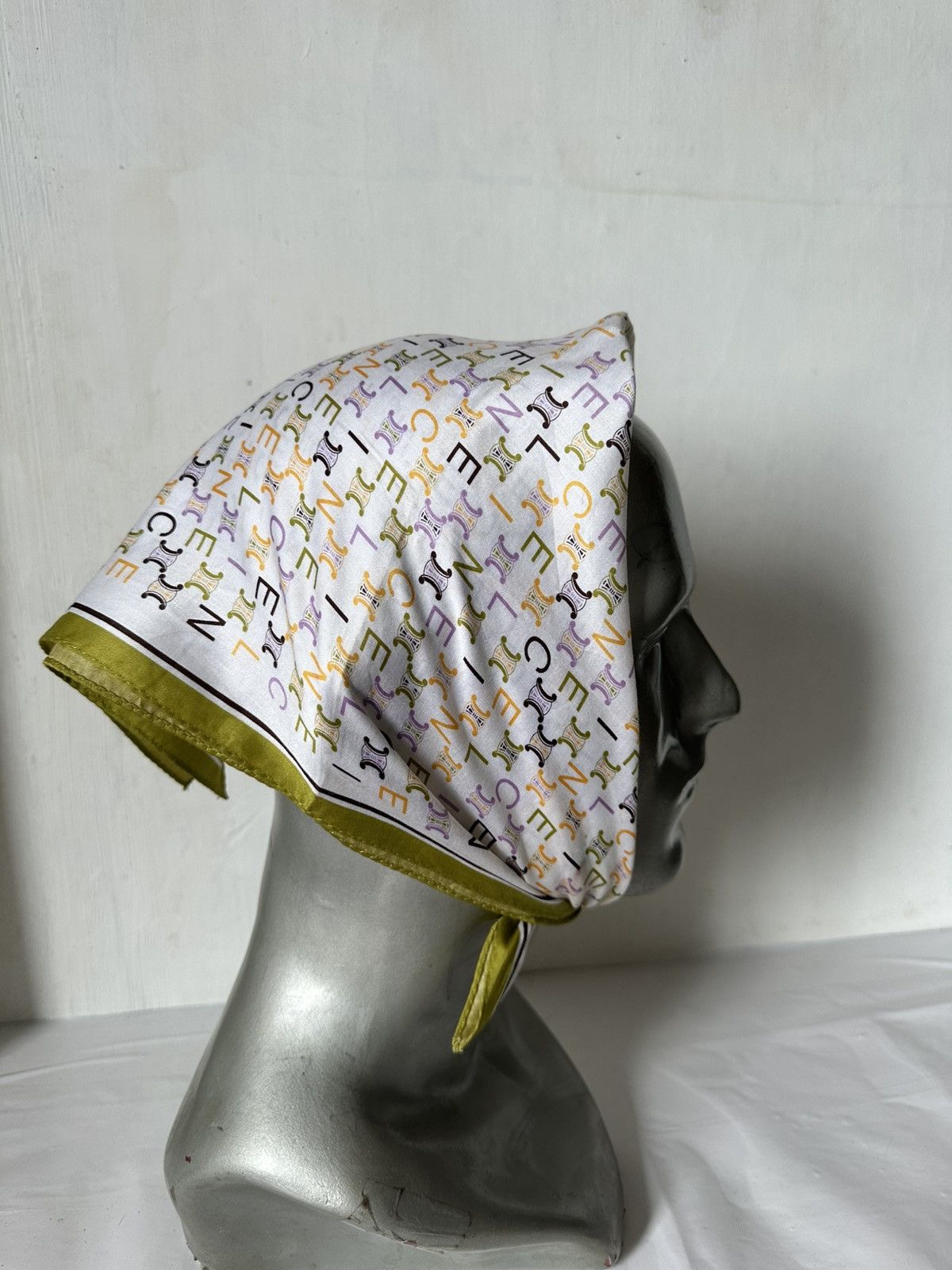 Vintage Vintage Celine Handkerchief/ Neckerchief/ Bandana Size ONE SIZE - 5 Thumbnail