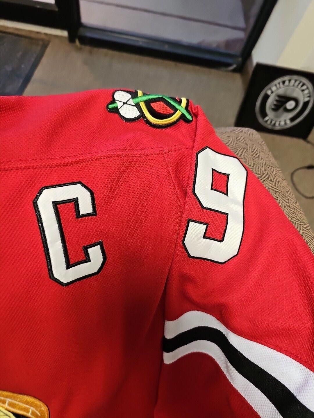 Reebok CCM Blackhawks Johnathan Toews #19 Size 50 W/ Fight Strap Size ONE SIZE - 4 Thumbnail
