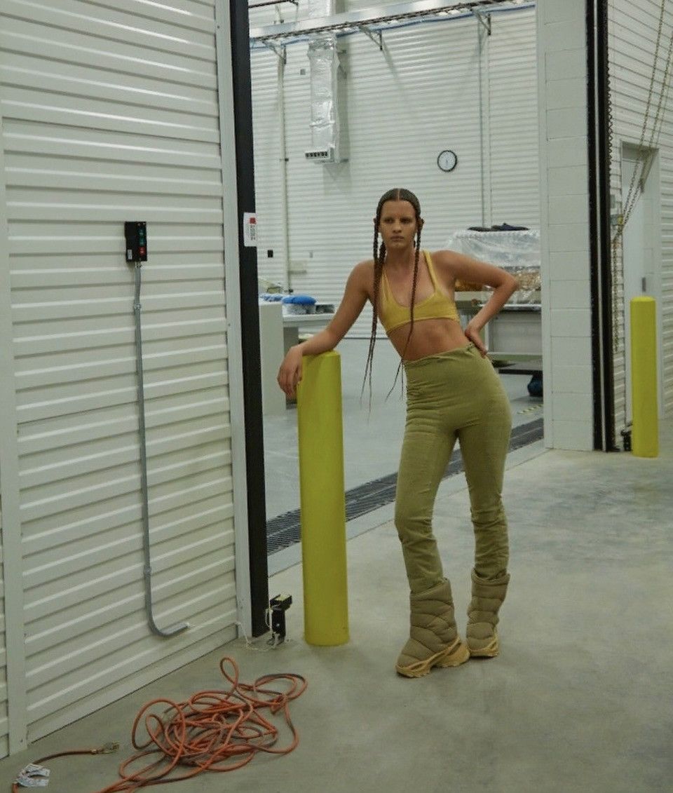 Yeezy Yeezy sample unreleased legging pants Size US 27 - 7 Thumbnail