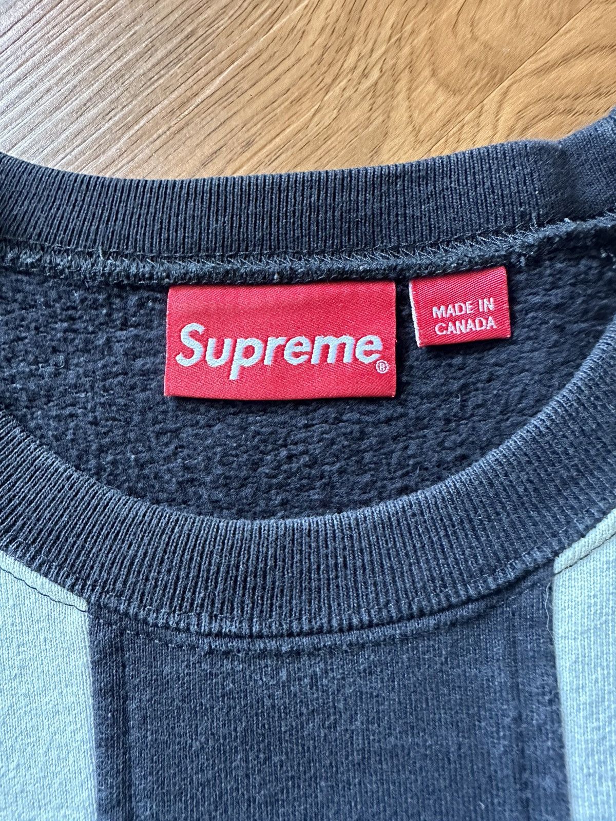 Supreme Supreme Vertical Logo Panel Crewneck Black Size US M / EU 48-50 / 2 - 4 Thumbnail