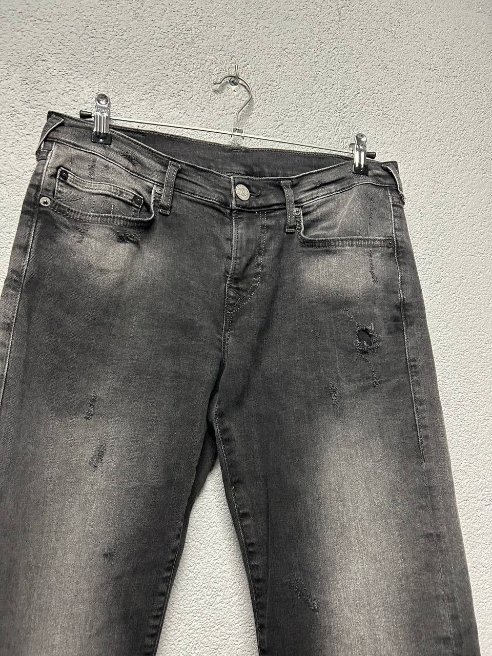 True Religion True Religion mens Geno relaxed slim jeans W 30 Size US 30 / EU 46 - 4 Thumbnail