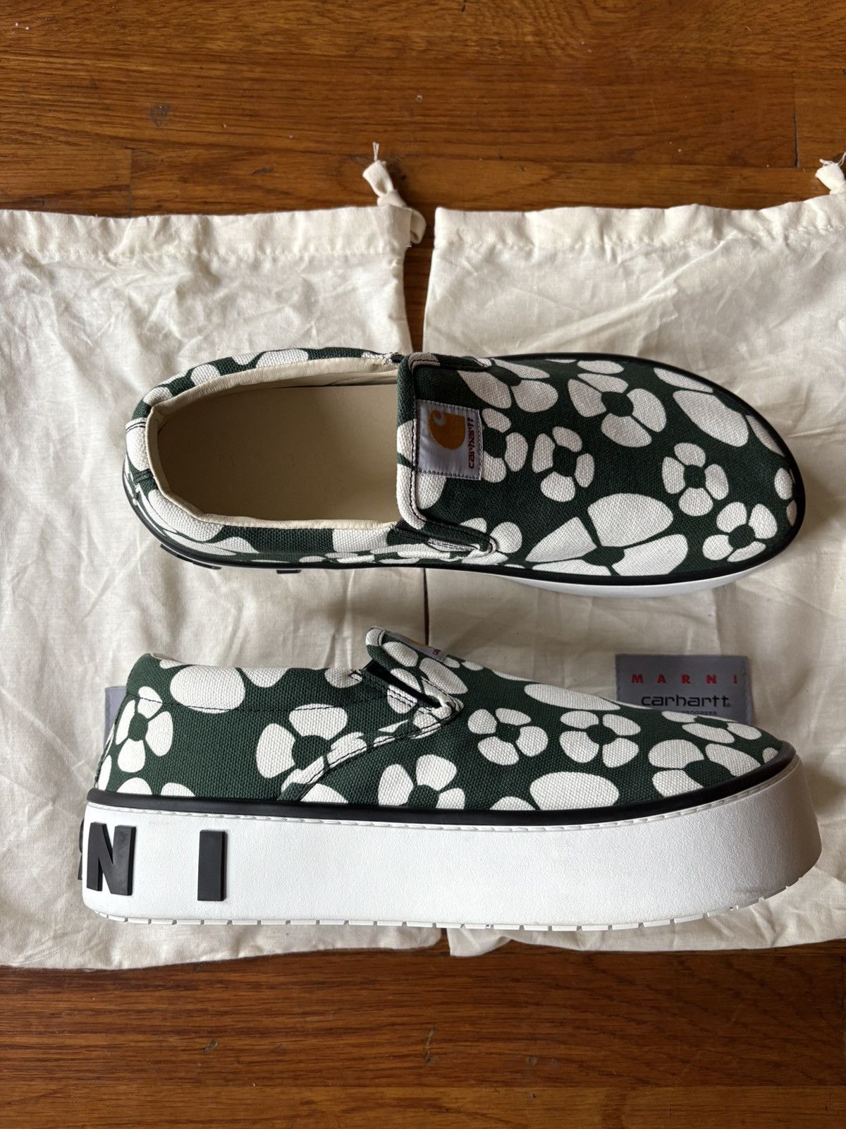 Marni x Carhartt Green and White Floral Sneakers Marni x Carhartt WIP – Floral Jacket Green main image 2
