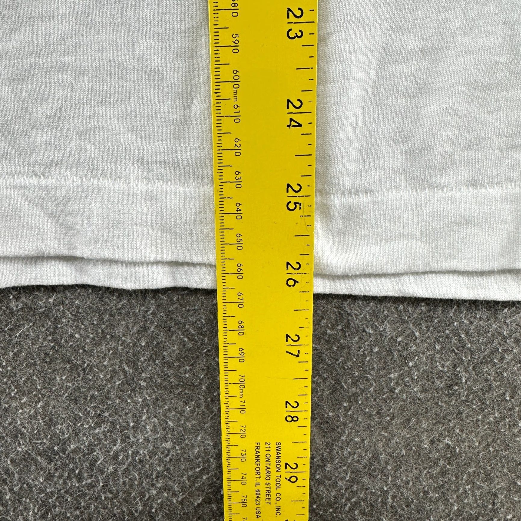 Fruit Of The Loom VINTAGE Far From Home Shirt Men L White Joe Tour Guide Alien Movie Single Stitch Polo? Shirt Size US L / EU 52-54 / 3 - 6 Thumbnail