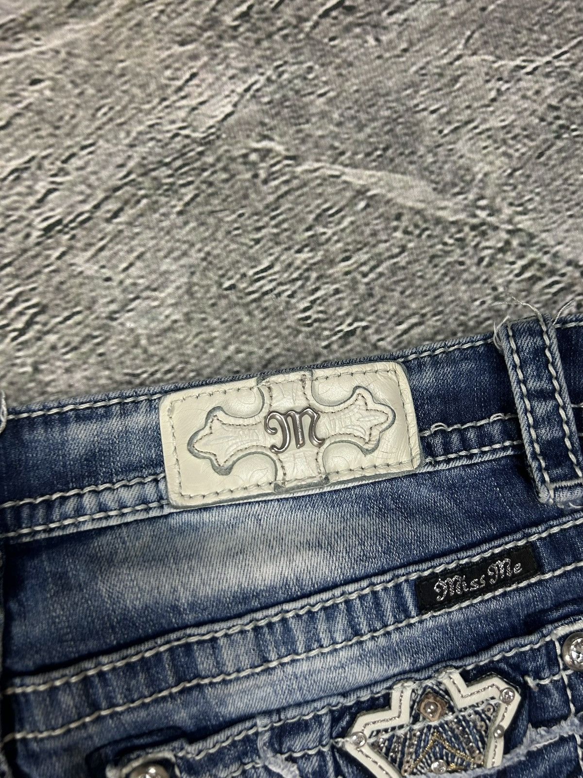 Miss Me Miss Me flared bootcut white stitching denim vintage y2k Size 33" - 5 Thumbnail