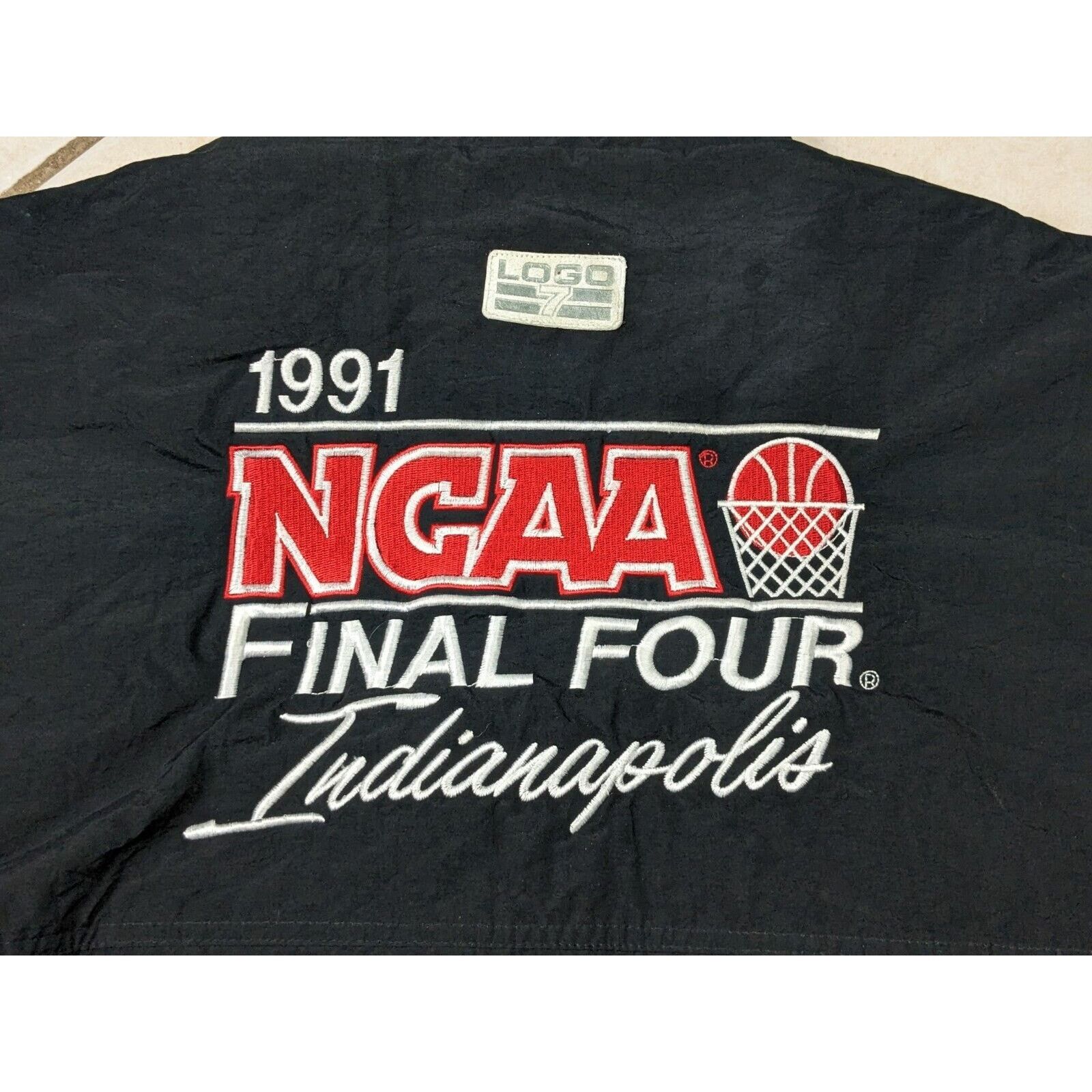Logo 7 Vtg 1991 NCAA Final 4 Bomber Style Jacket Embroidered Logo 7 Size US M / EU 48-50 / 2 - 11 Thumbnail