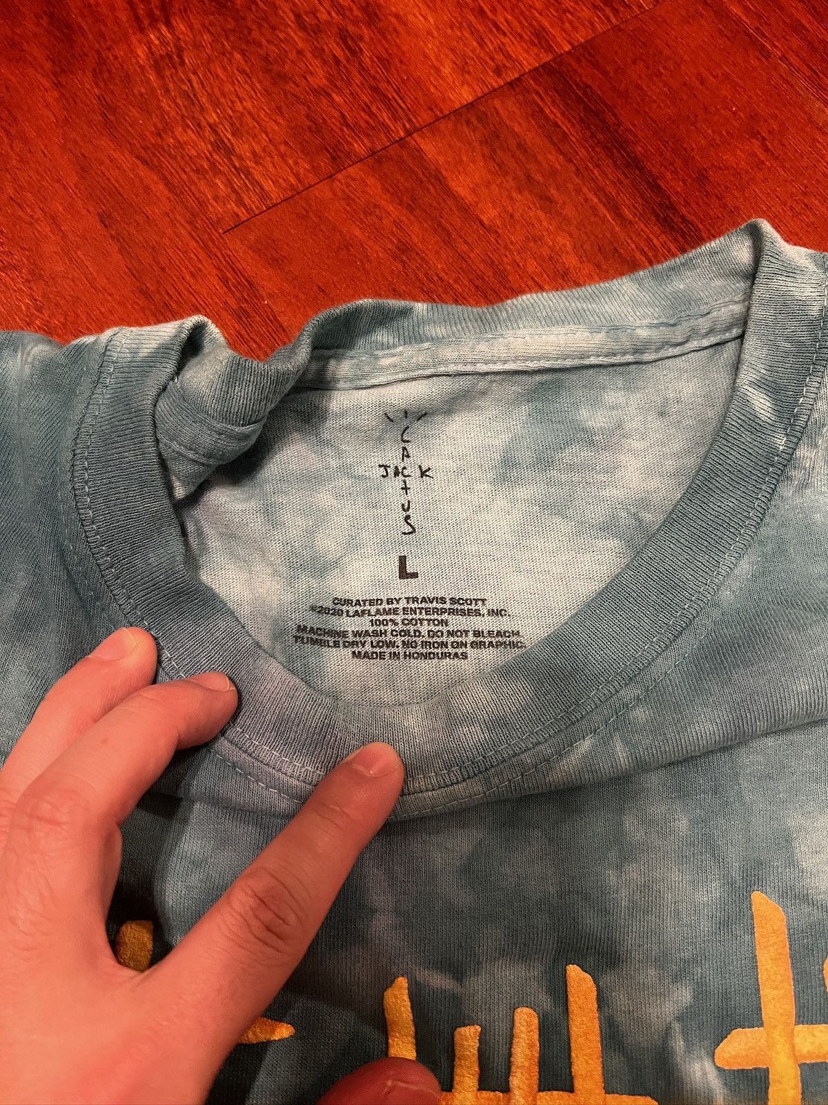 Travis Scott Travis Scott McDonald’s Tie Dye Cropped Tee Size L Size US L / EU 52-54 / 3 - 3 Thumbnail