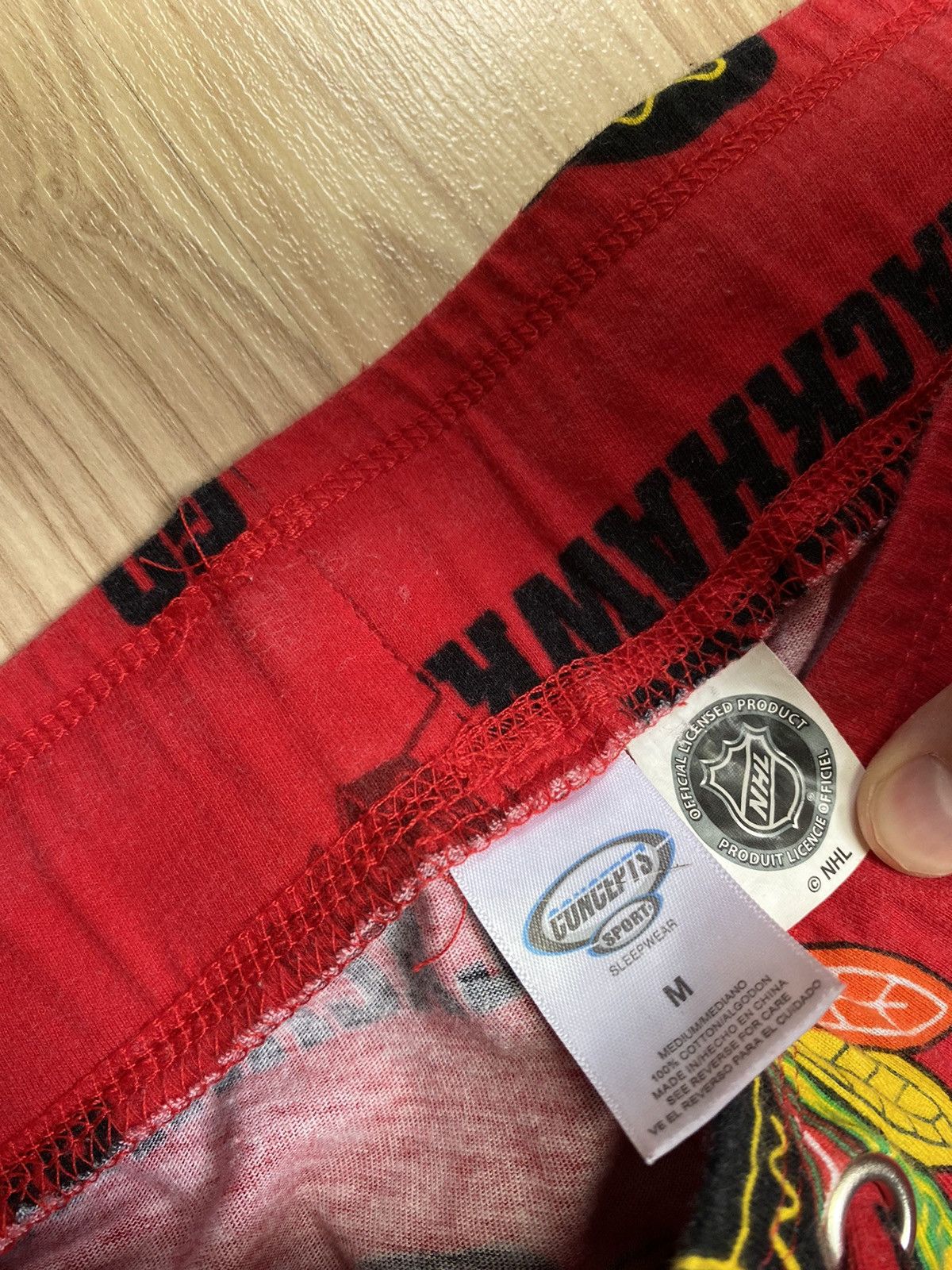 NHL × Vintage Chicago Blackhawks NHL Logo Pants Size M Size US 31 - 3 Thumbnail