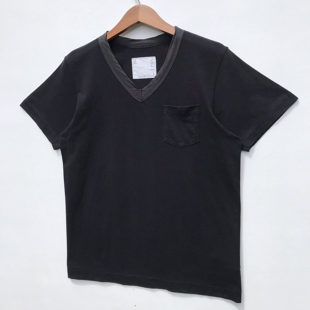 Sacai Sacai 1790 Black Vneck Pocket Tee Sacai Japanese Designer Size US M / EU 48-50 / 2 - 3 Thumbnail