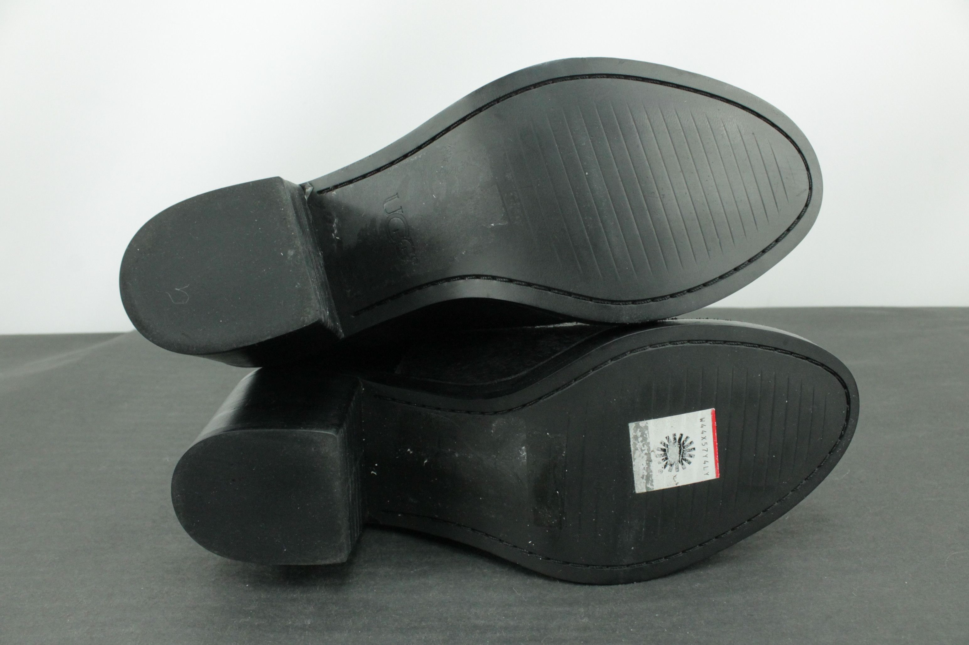 Ugg UGG Camden Exotic Black Calf Cow Hair Ankle Bootie Size US 7 / IT 37 - 7 Thumbnail