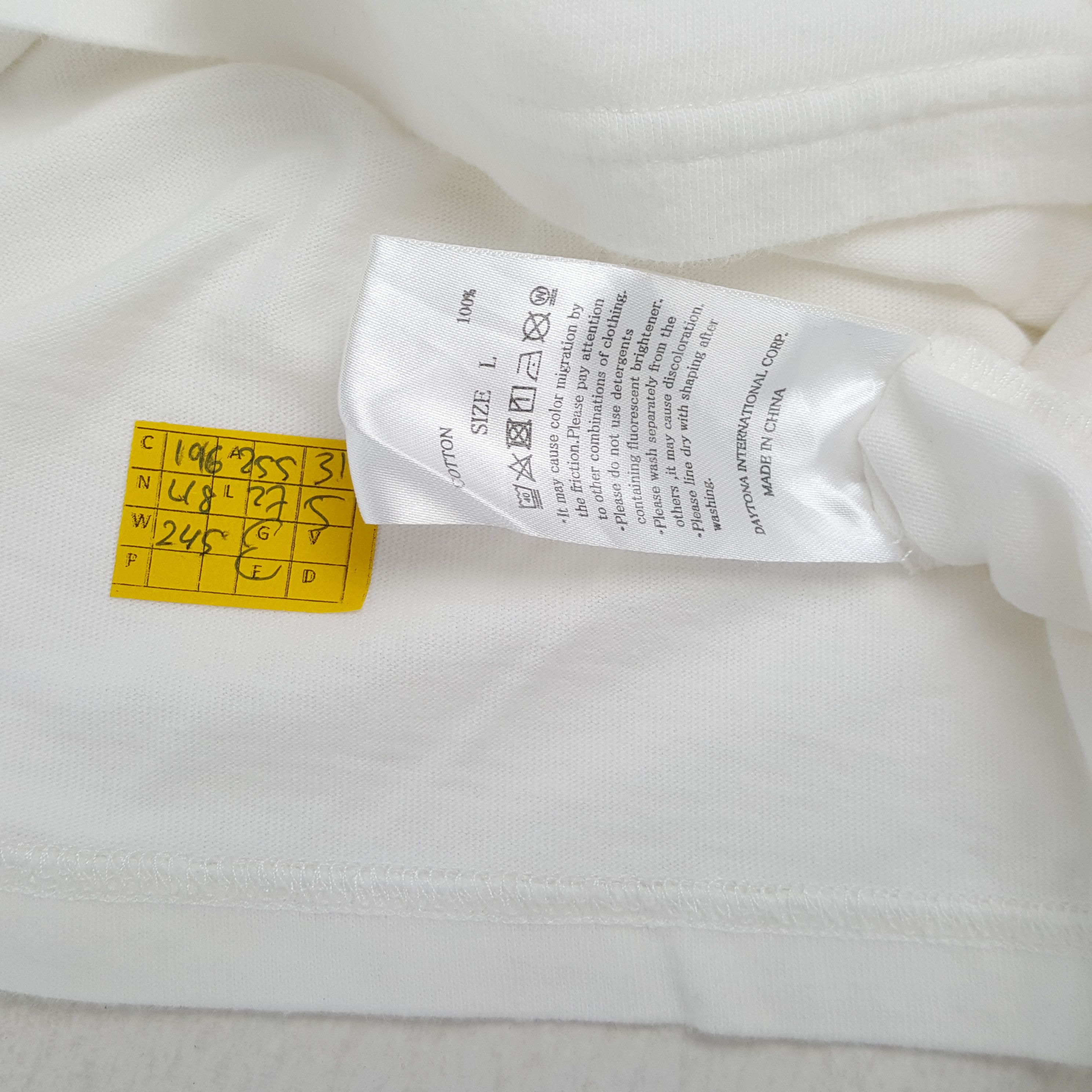Japanese Brand × Number (N)ine × Vintage Vintage NUMBER (N)INE Japanese Brand T-Shirts Size US XXL / EU 58 / 5 - 5 Thumbnail