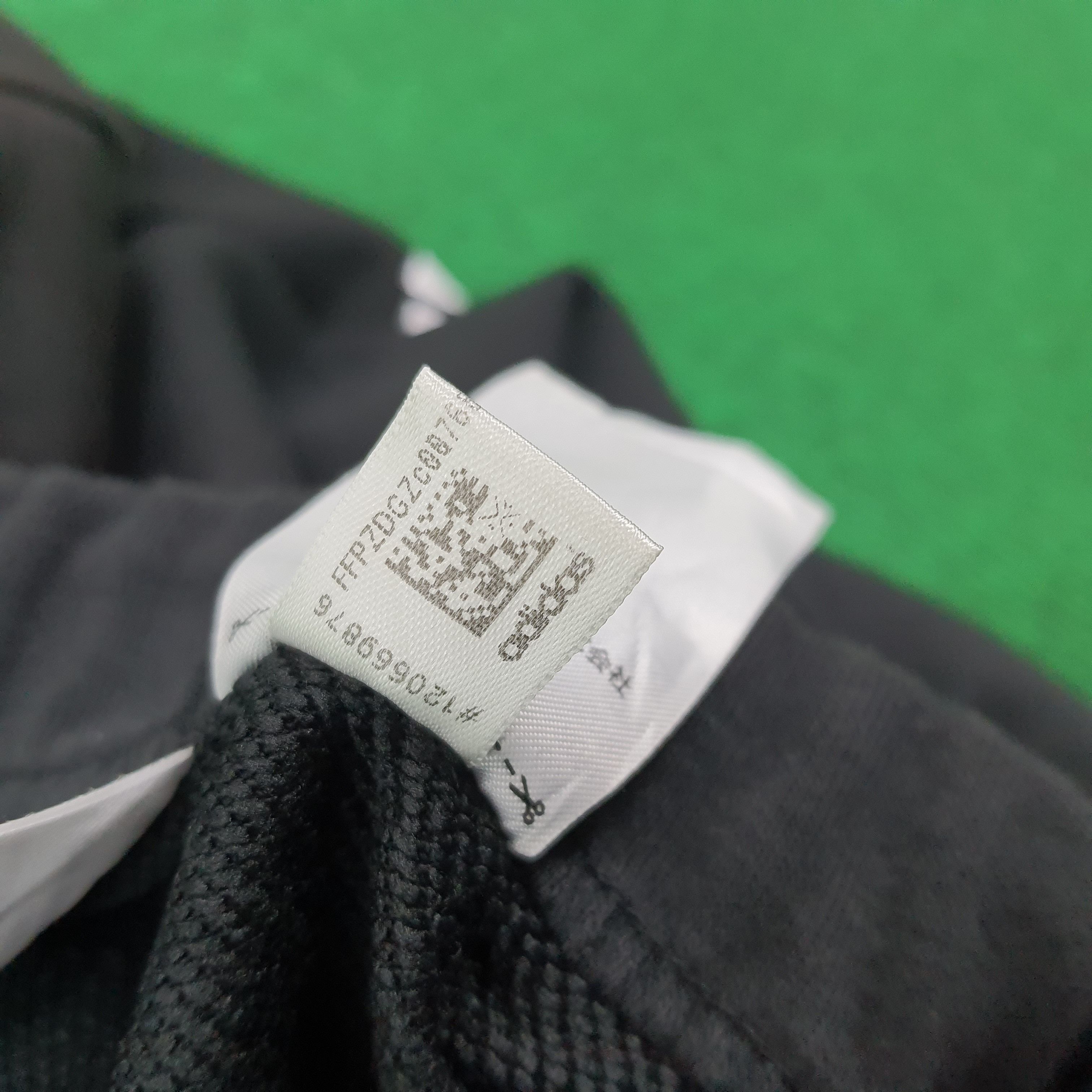 Adidas Vintage ADIDAS X Custom Yohji Yamamoto Y3 Sweatpants Size US 31 - 8 Thumbnail