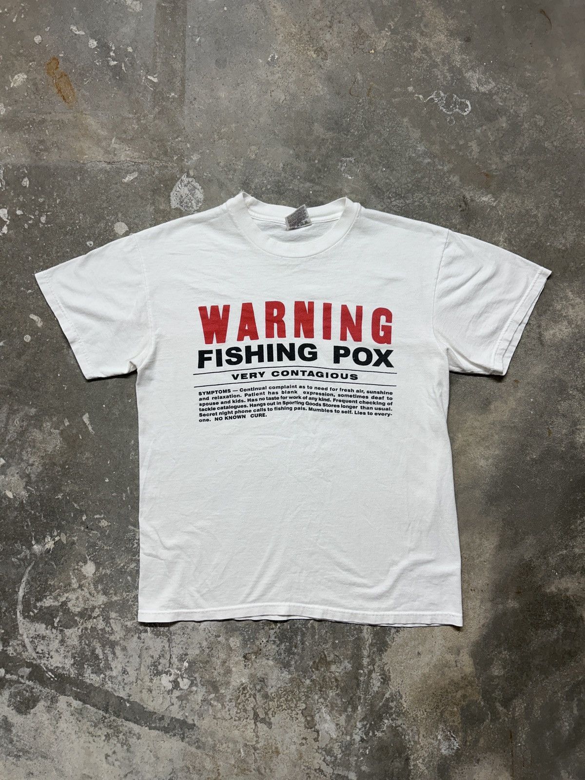 Hanes Vintage Y2K Warning Fishing Pox Humor T-Shirt Size US M / EU 48-50 / 2 - 1 Thumbnail