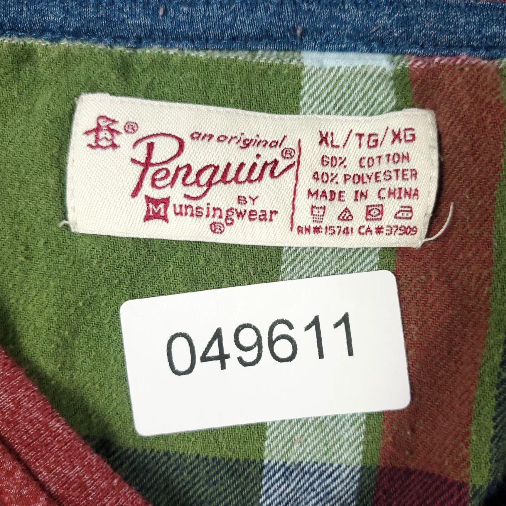 Vintage Penguin T-Shirt Mens XL Red Long Sleeve Crew Neck Casual Classic Outdoor Size US XL / EU 56 / 4 - 8 Thumbnail