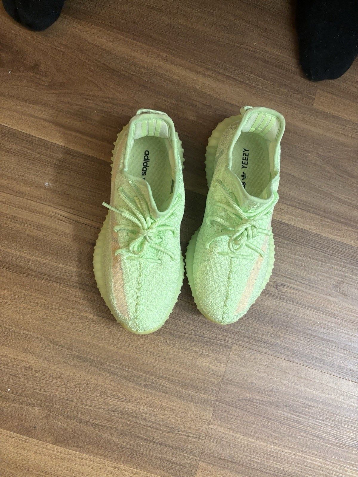 Yeezy Adidas Yeezy Boost 350 V2 GID Glow Size US 6.5 / EU 39-40 - 4 Thumbnail