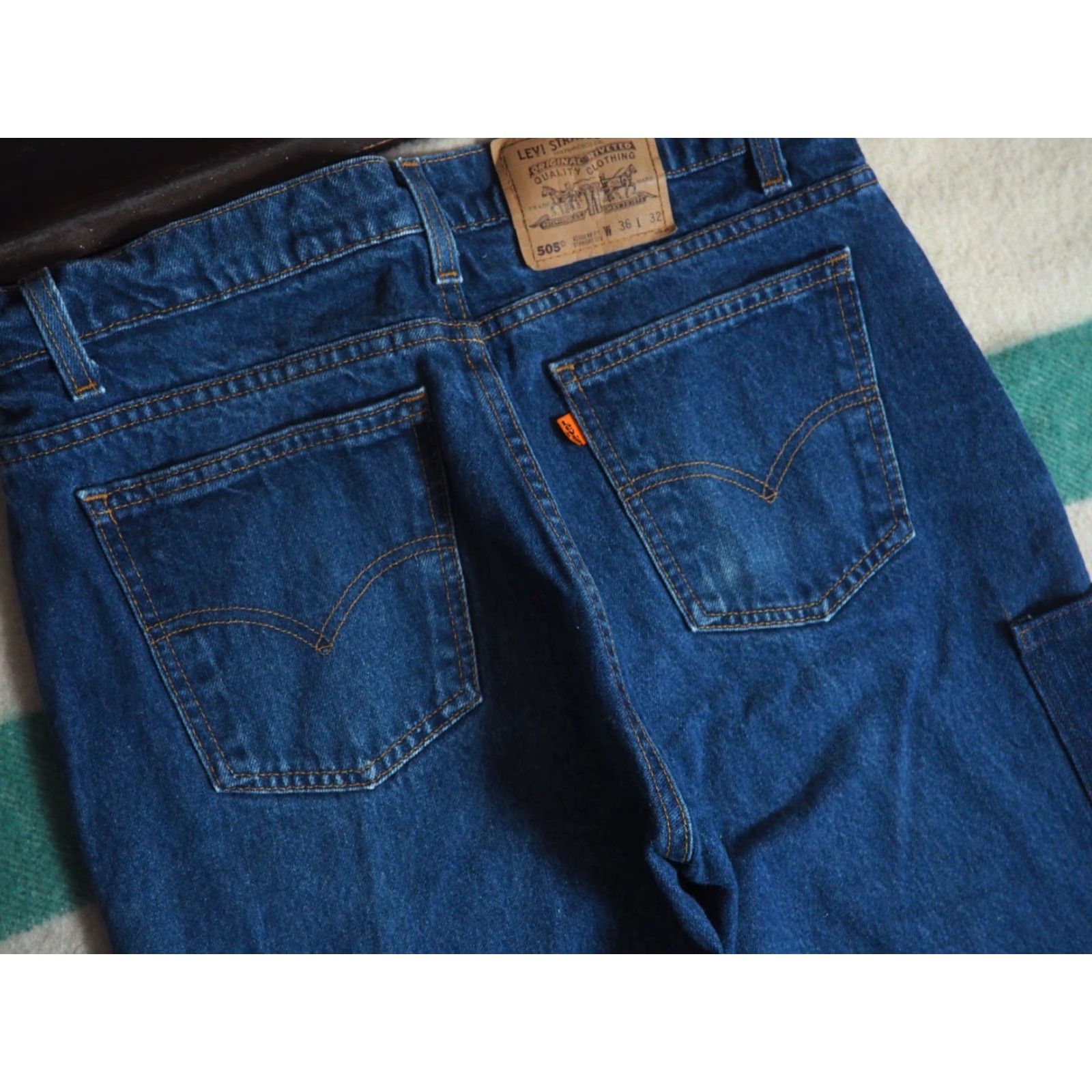 Levi's VTG Levi's 505 Jeans Dark Blue Wash Denim Pants Mens 34x32 Rockabilly Casual Jeans USA 1990s Size US 34 / EU 50 - 3 Thumbnail