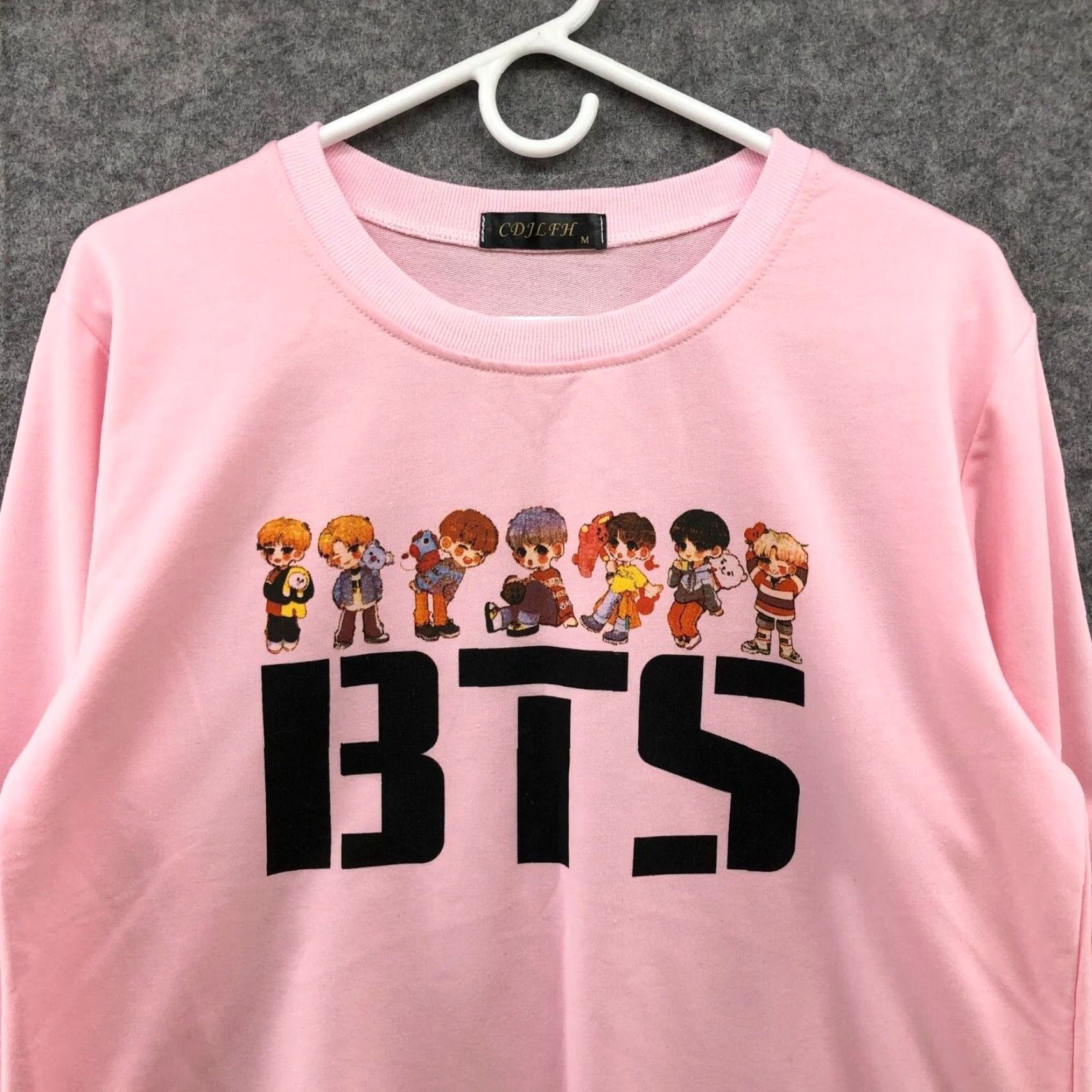 Pinko BTS K-Pop Sweatshirt Size Medium M Pink Graphic Lightweight Pullover Crewneck Size M / US 6-8 / IT 42-44 - 3 Thumbnail