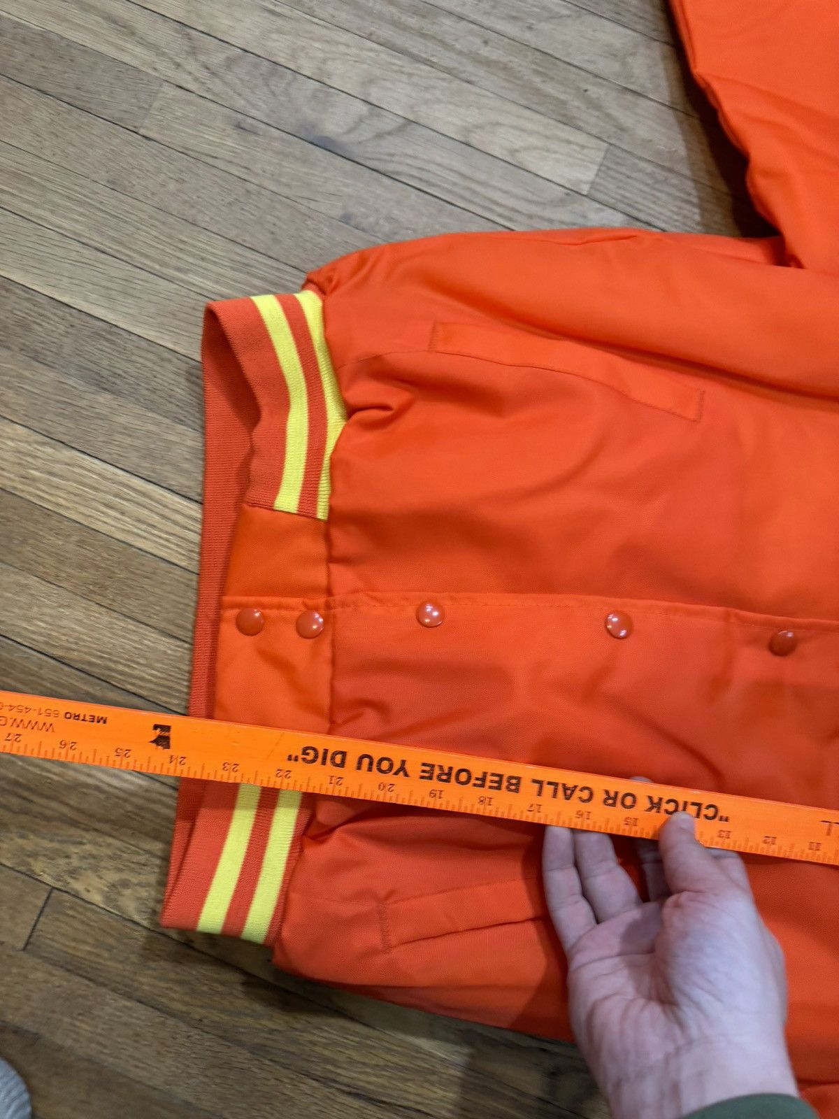 Vintage Vintage Sherpa Lined Orange Bomber Jacket Size US S / EU 44-46 / 1 - 6 Thumbnail