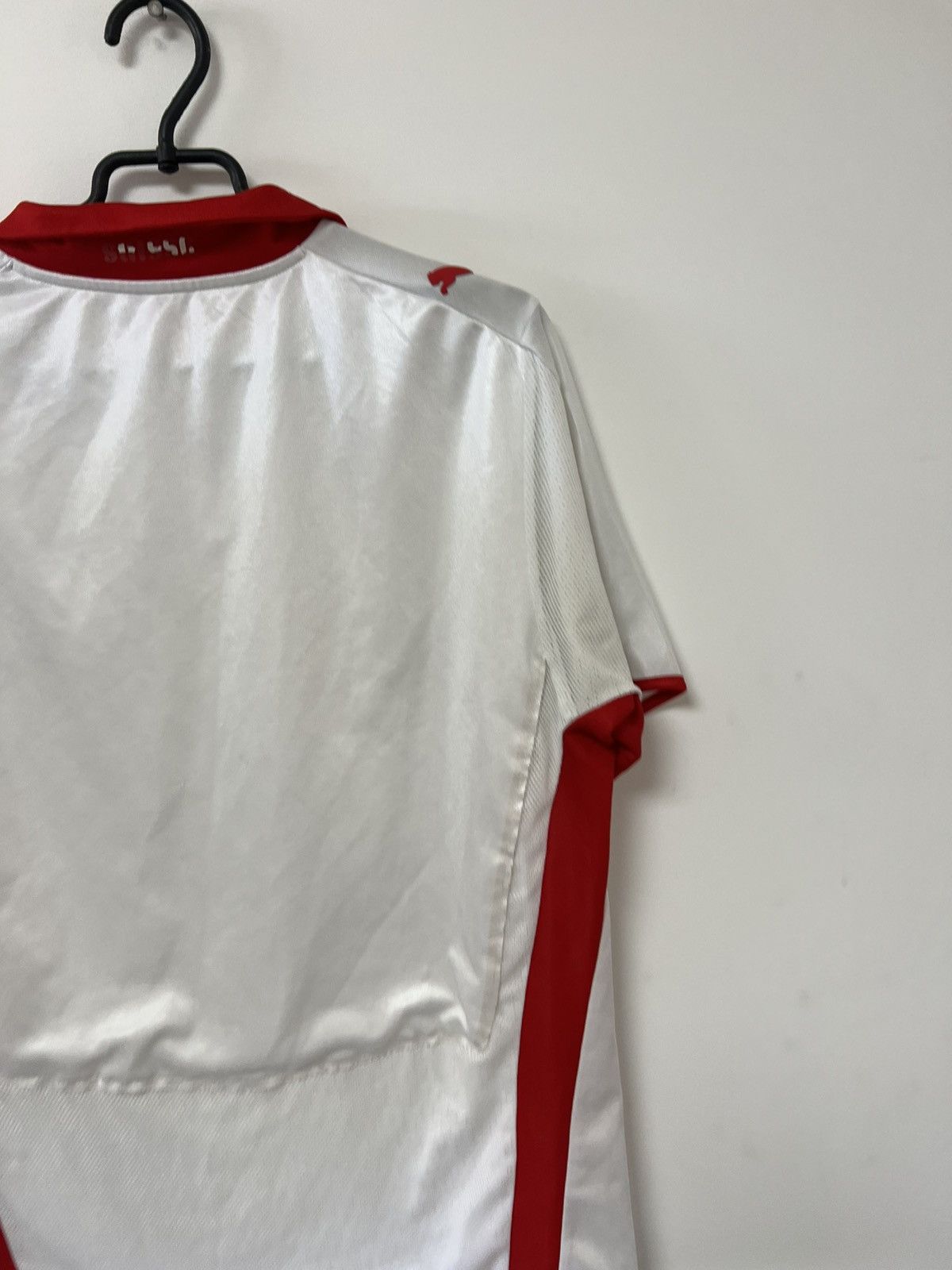Puma Vintage Switzerland 2007/2008 Away Football Shirt Jersey Size US L / EU 52-54 / 3 - 18 Thumbnail