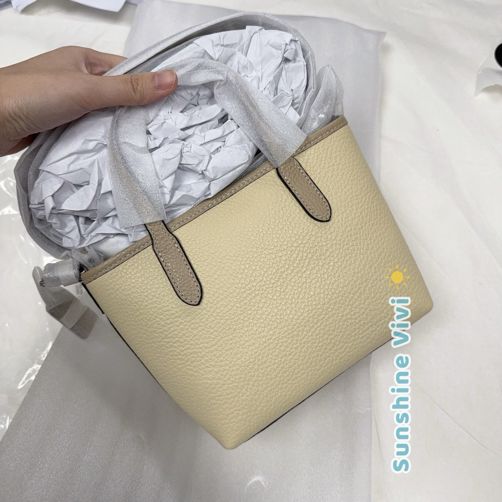 Coach NWT Limited Coach City Mini Tote Bag Leather CAK22 LEMON Size ONE SIZE - 3 Thumbnail