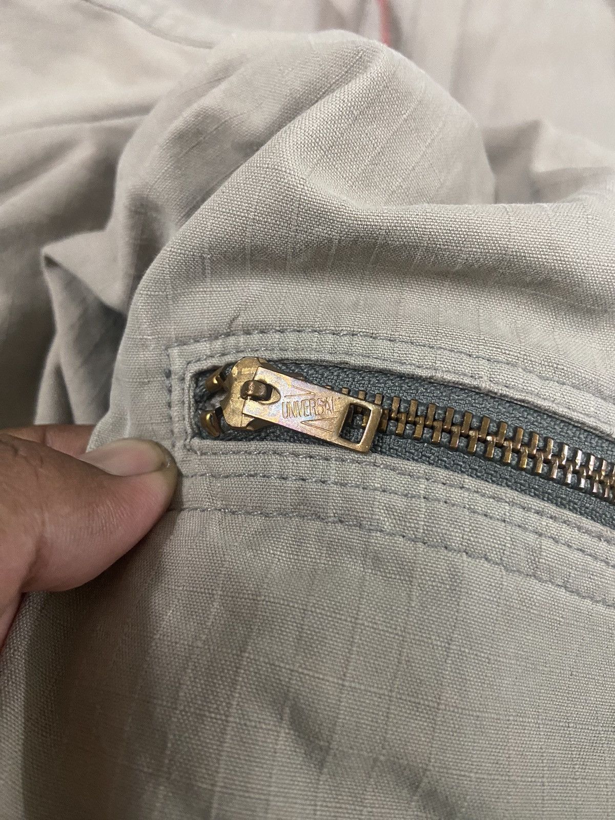 Avirex Vintage Avirex Multi Zipper Pocket Parachute Bondage Pants Size US 34 / EU 50 - 24 Thumbnail
