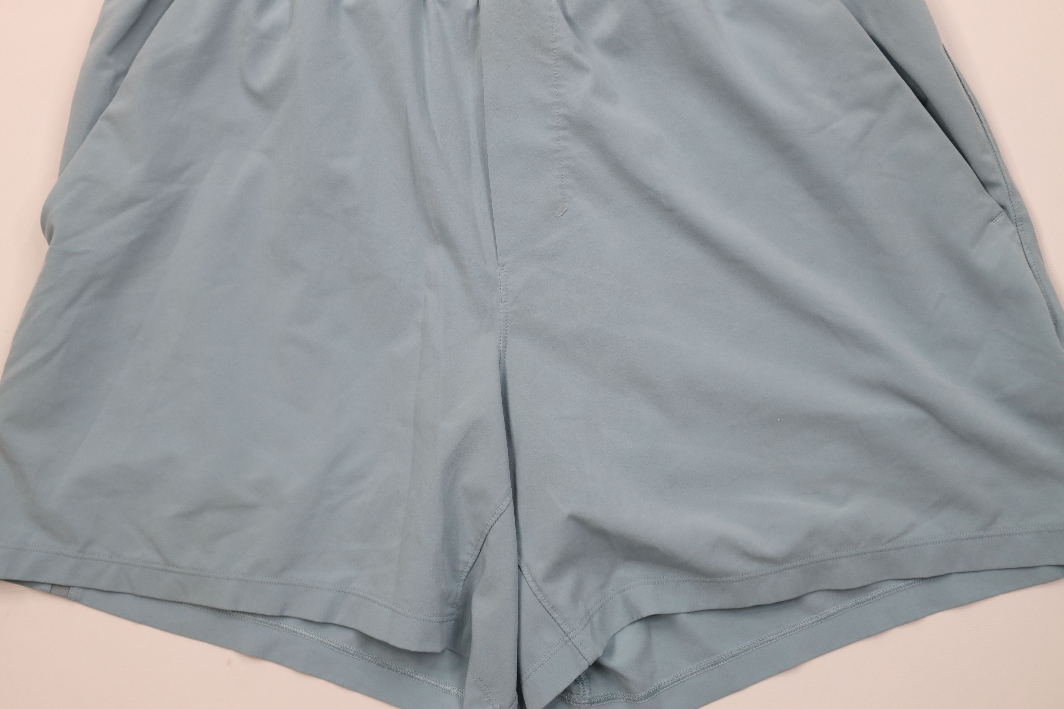Lululemon Lululemon Pacebreaker Gym Running Jogging Shorts Light Blue Size US 34 / EU 50 - 3 Thumbnail