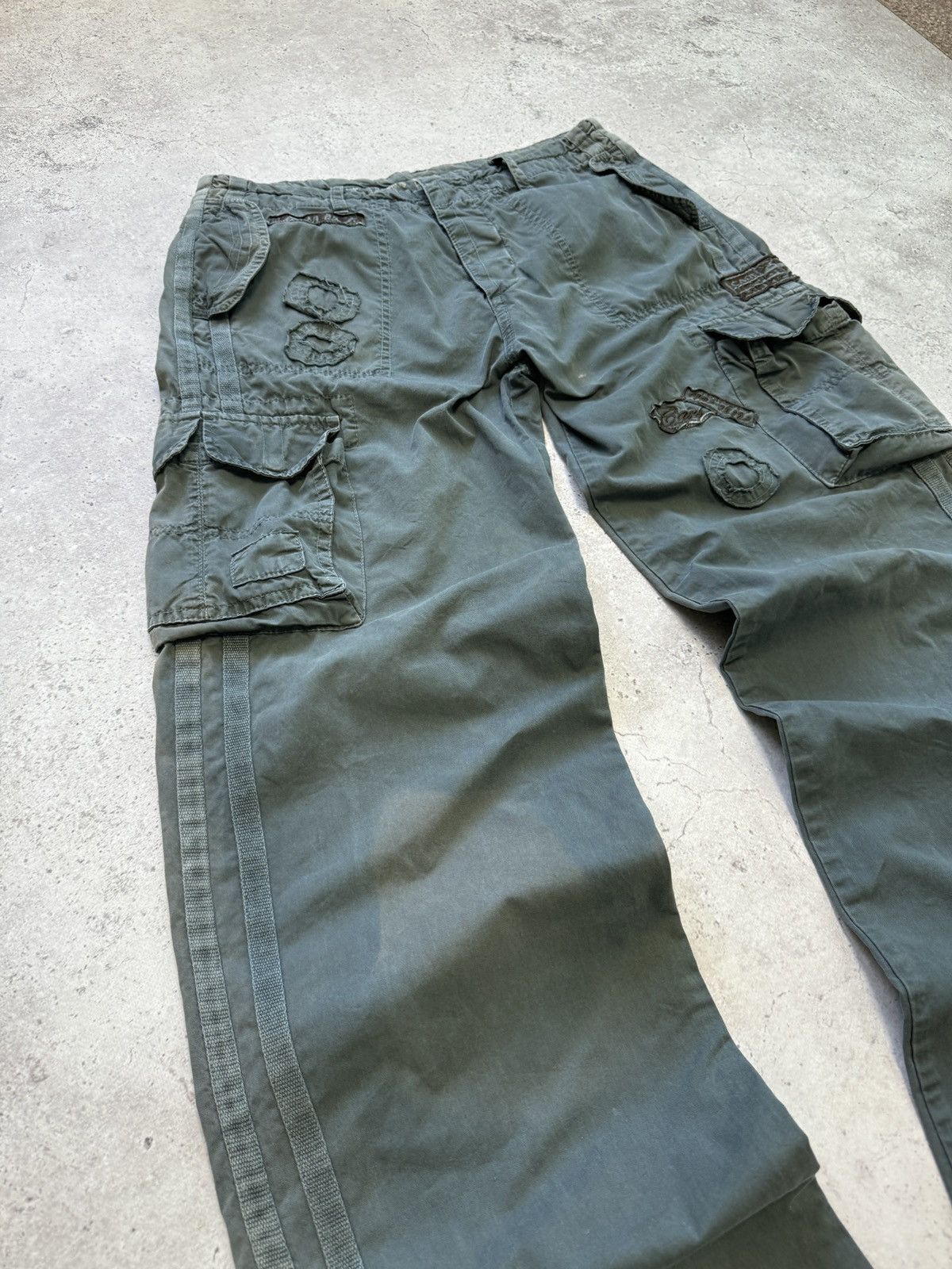 If Six Was Nine × Japanese Brand Vintage Japanese Brand Patch Y2K Faded Cargo Pants Size US 30 / EU 46 - 4 Thumbnail