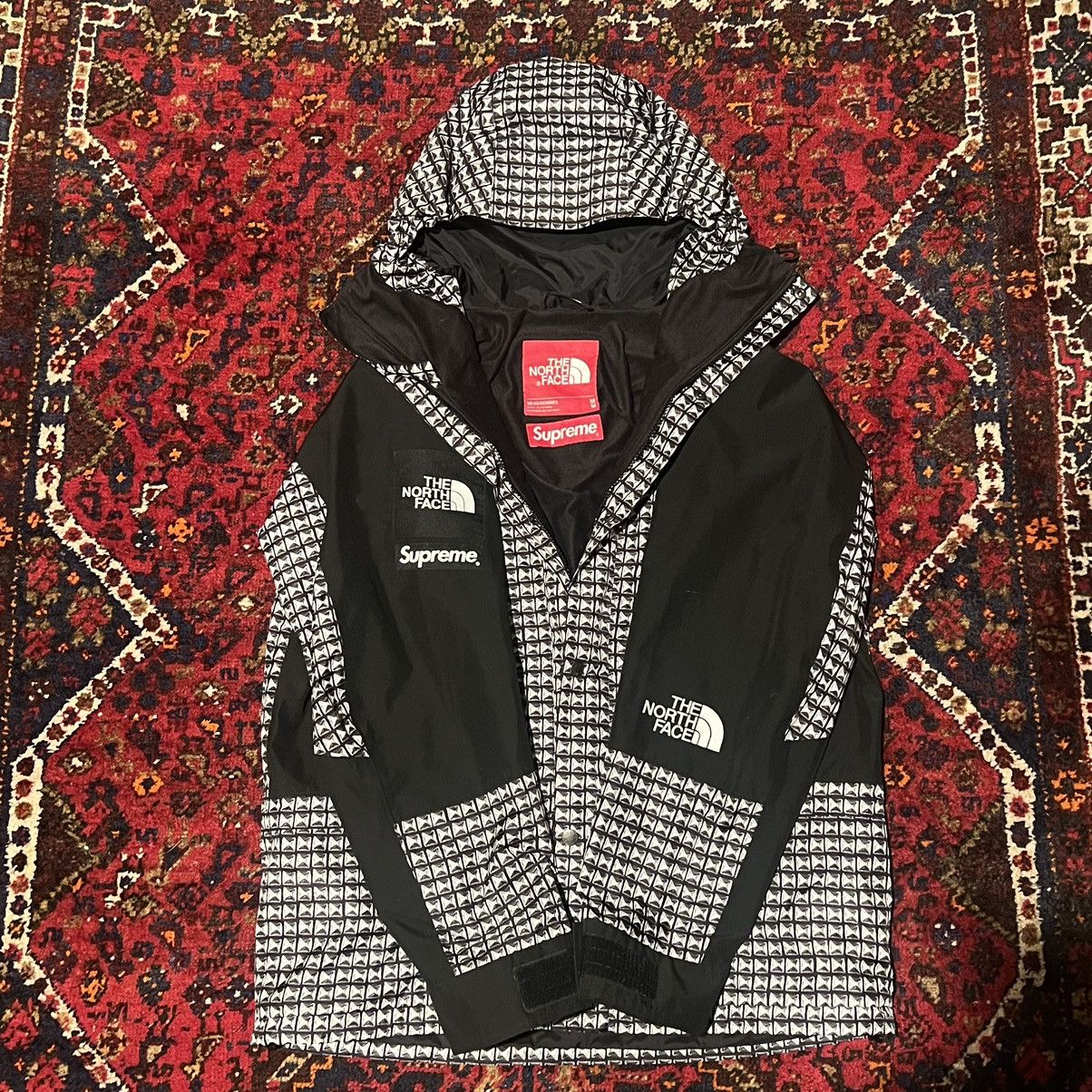 image of Supreme X Northface Studded Mountain Jacket in Black, Men's (Size Medium)