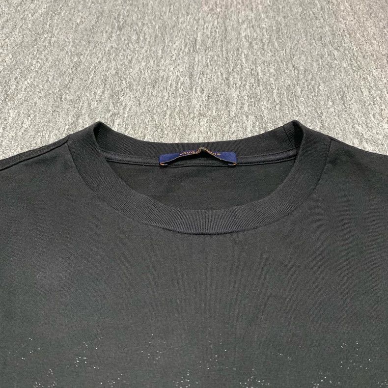 Louis Vuitton Louis Vuitton Black gradient full print short sleeve Size US M / EU 48-50 / 2 - 8 Thumbnail
