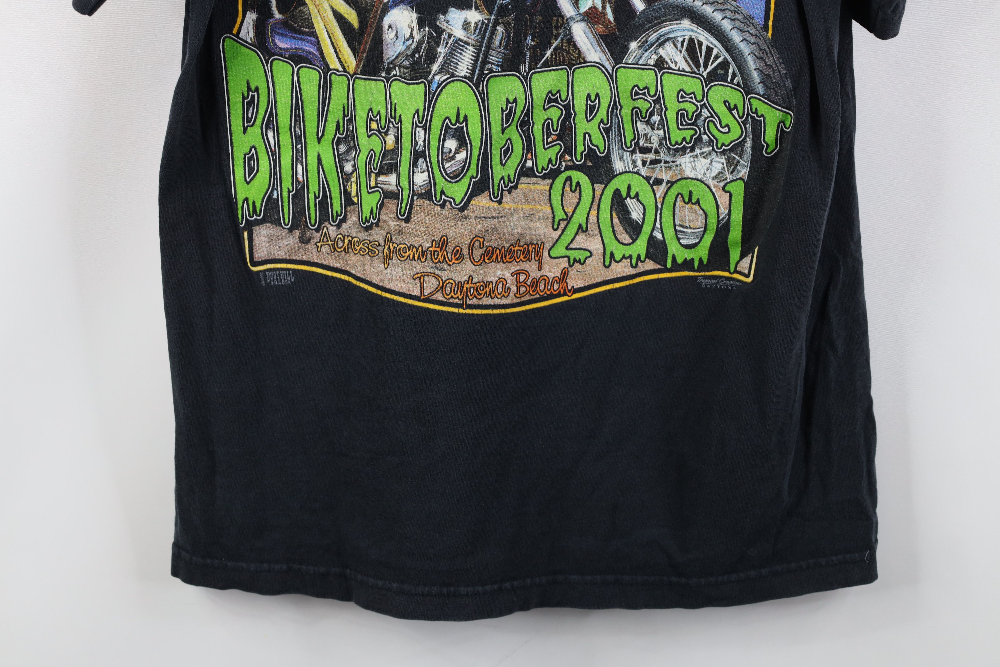 Vintage Vintage Y2K 2001 Halloween Boot Hill Saloon T-Shirt USA Size US M / EU 48-50 / 2 - 15 Thumbnail