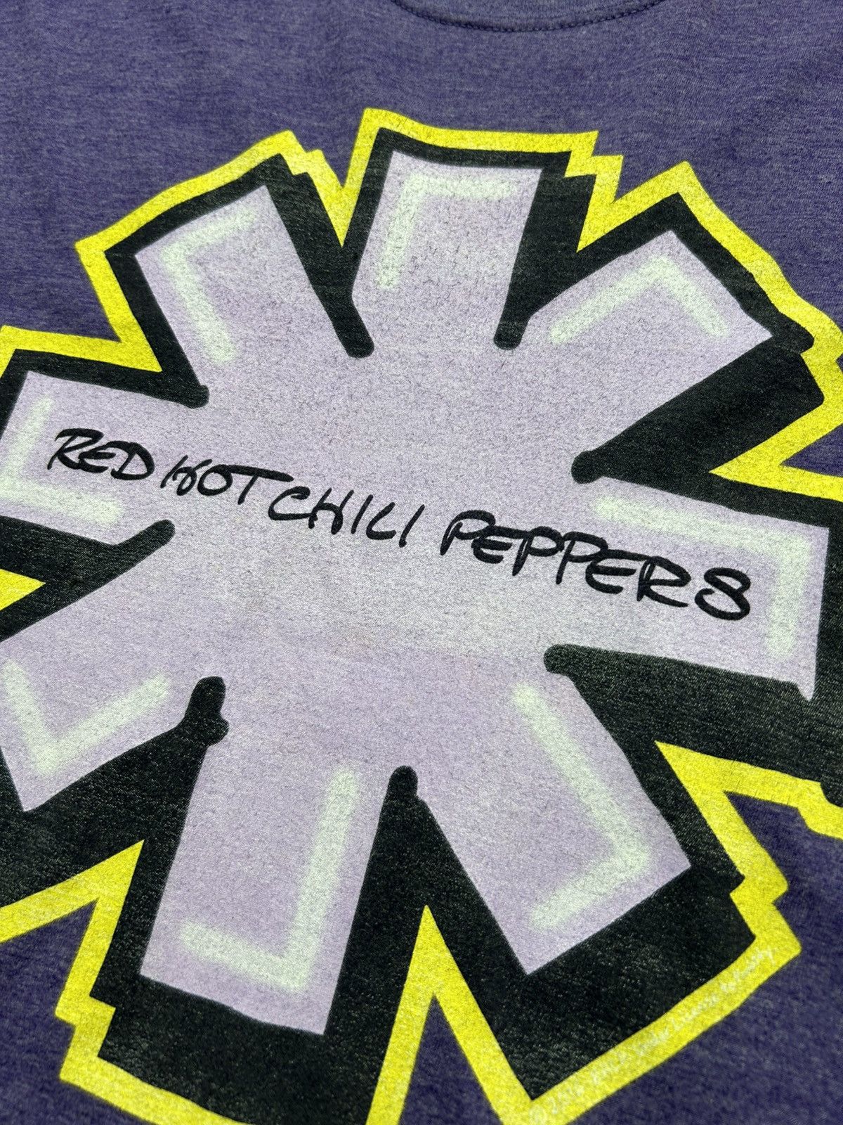 Band Tees Vintage Red Hot Chili Peppers The Getaway Tour T-Shirt Size US L / EU 52-54 / 3 - 6 Thumbnail