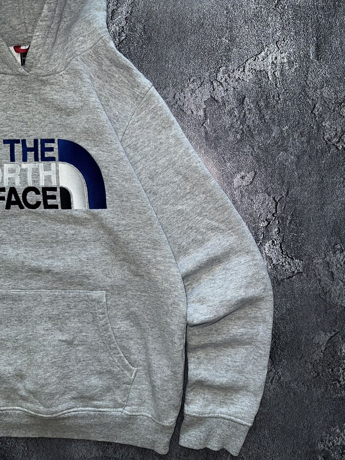 The North Face 💥 Vintage The North Face Embroidered Big Logo Hoodie Y2K Size US M / EU 48-50 / 2 - 3 Thumbnail