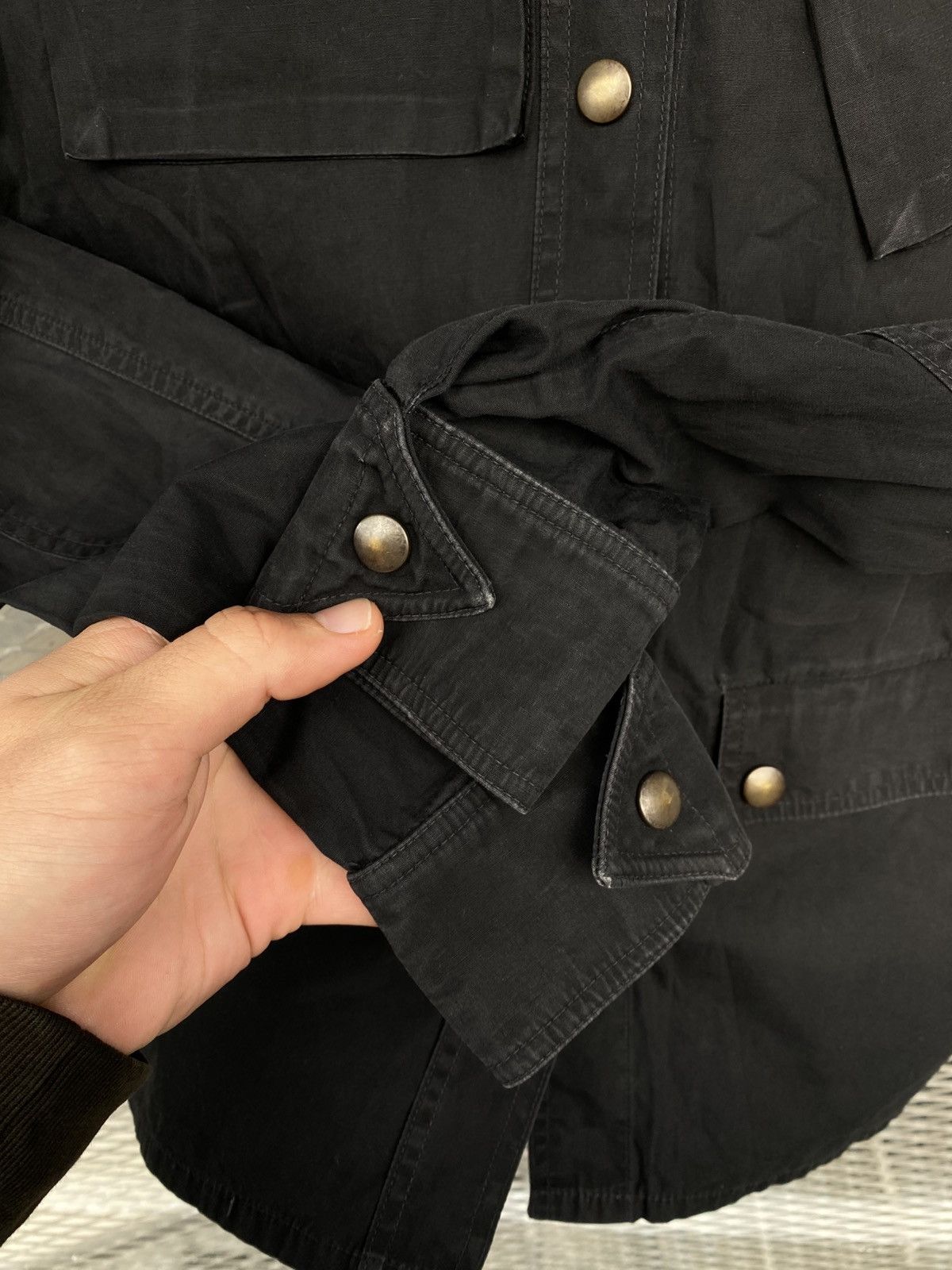Balenciaga Balenciaga Le Dix Autumn 2001 Cargo Pockets Runway Shirt Size L / US 10 / IT 46 - 9 Thumbnail