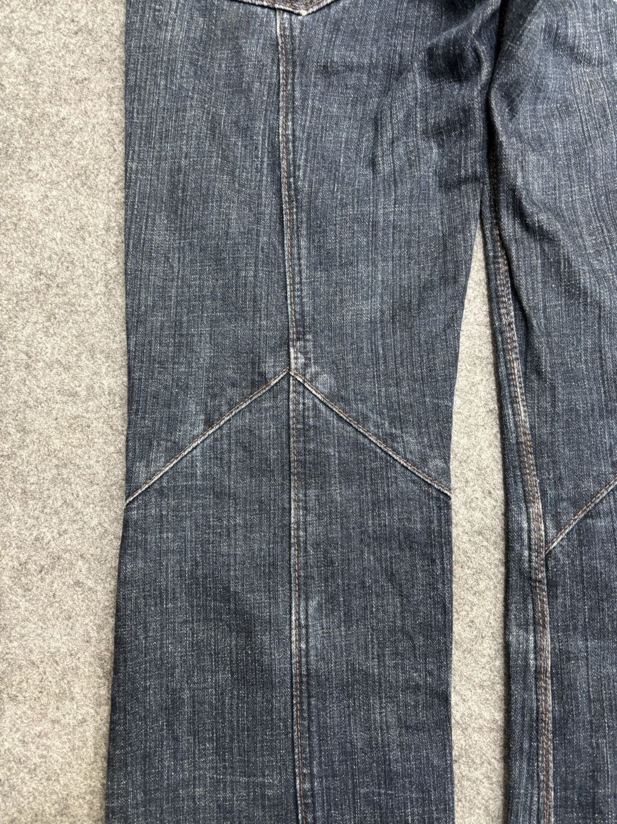 HIDEAWAYS 💥Avant Garde💥Hideaways Multiple Seam Flare Denim F621 Size US 31 - 15 Thumbnail