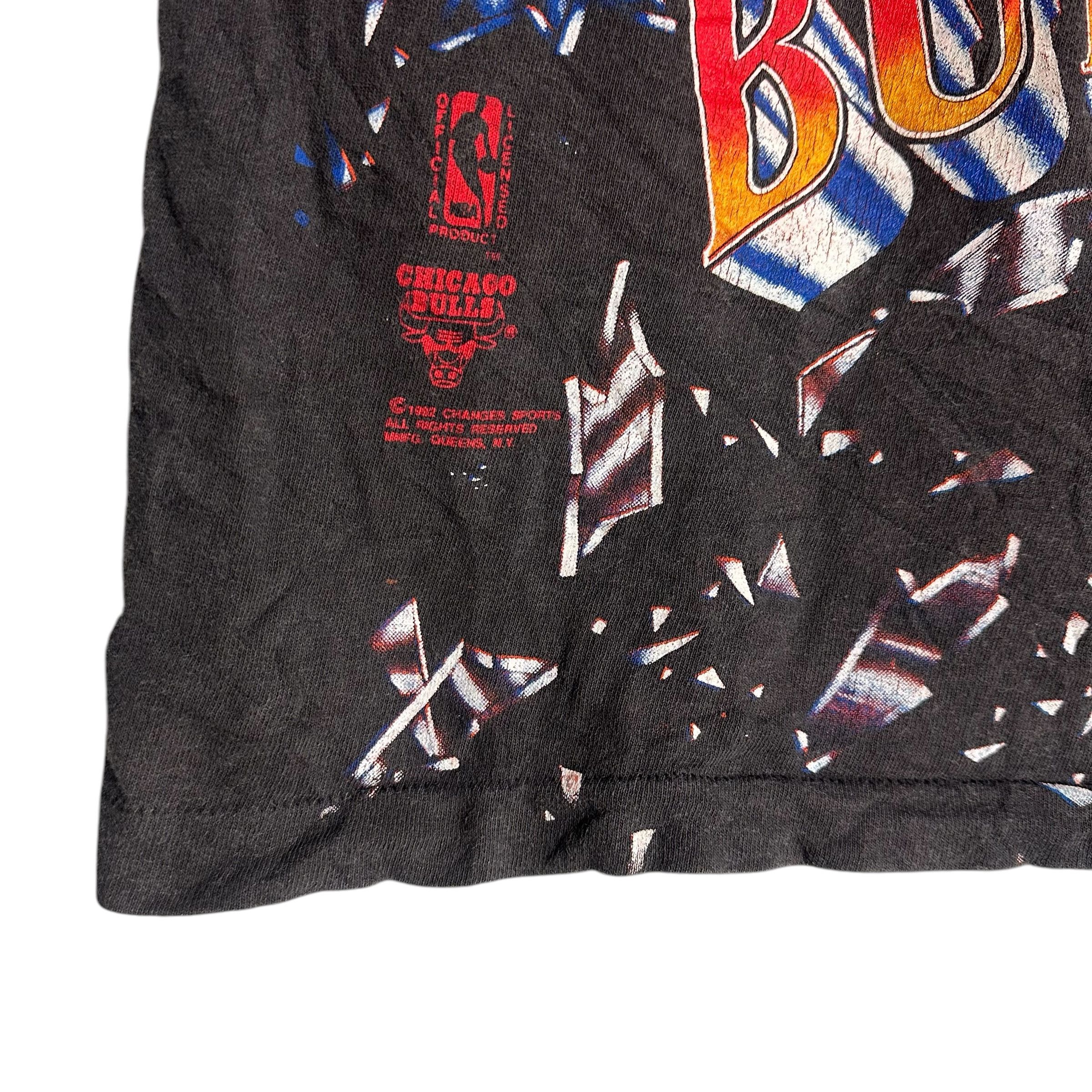 NBA 🔥RARE🔥Vtg Chicago Bulls Shattered Backboard NBA T-shirt Size US M / EU 48-50 / 2 - 4 Thumbnail
