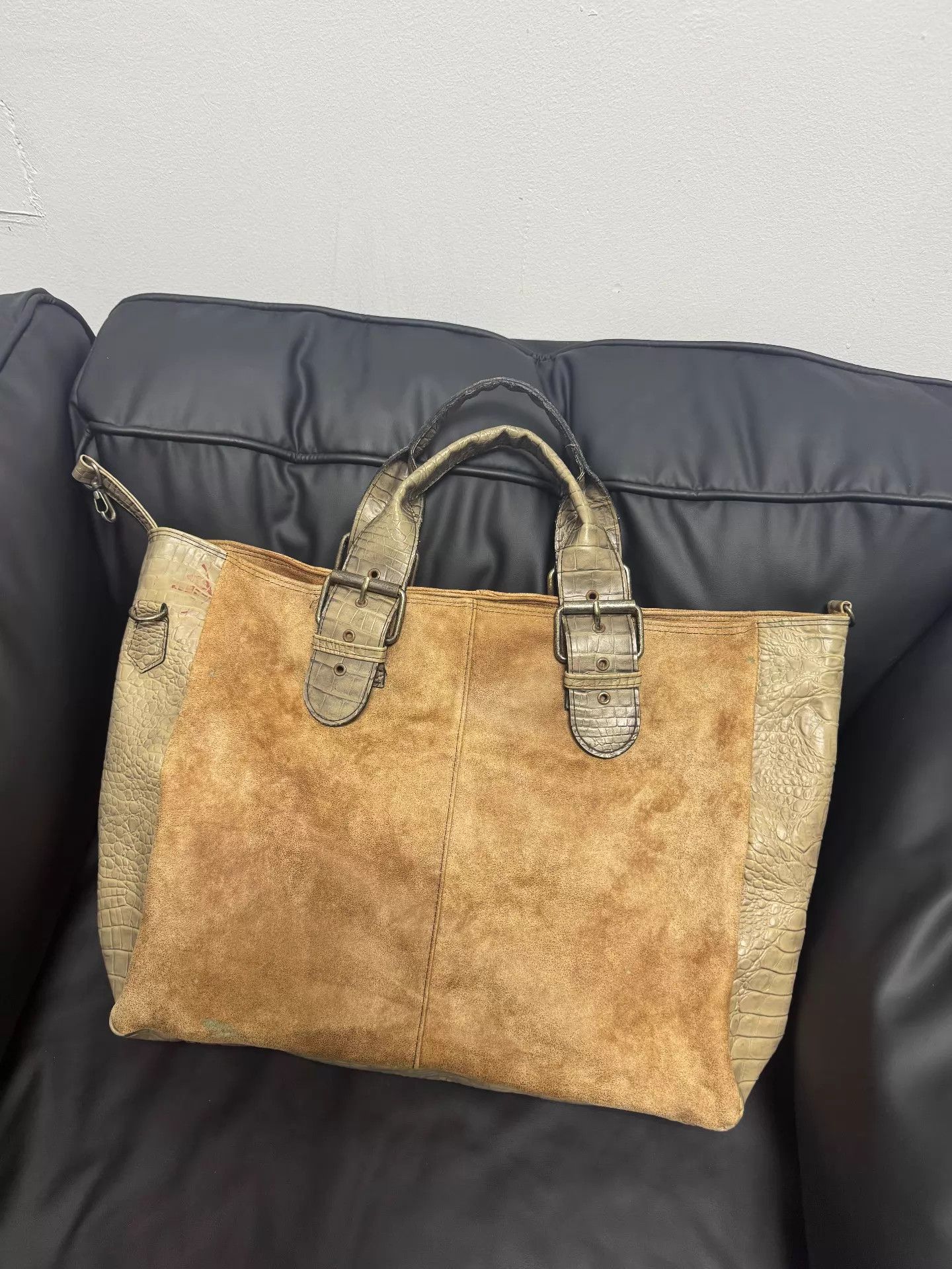 Dolce & Gabbana D&G Crocodile Embossed Suede Leather Tote Bag Large Capacity Size ONE SIZE - 3 Thumbnail